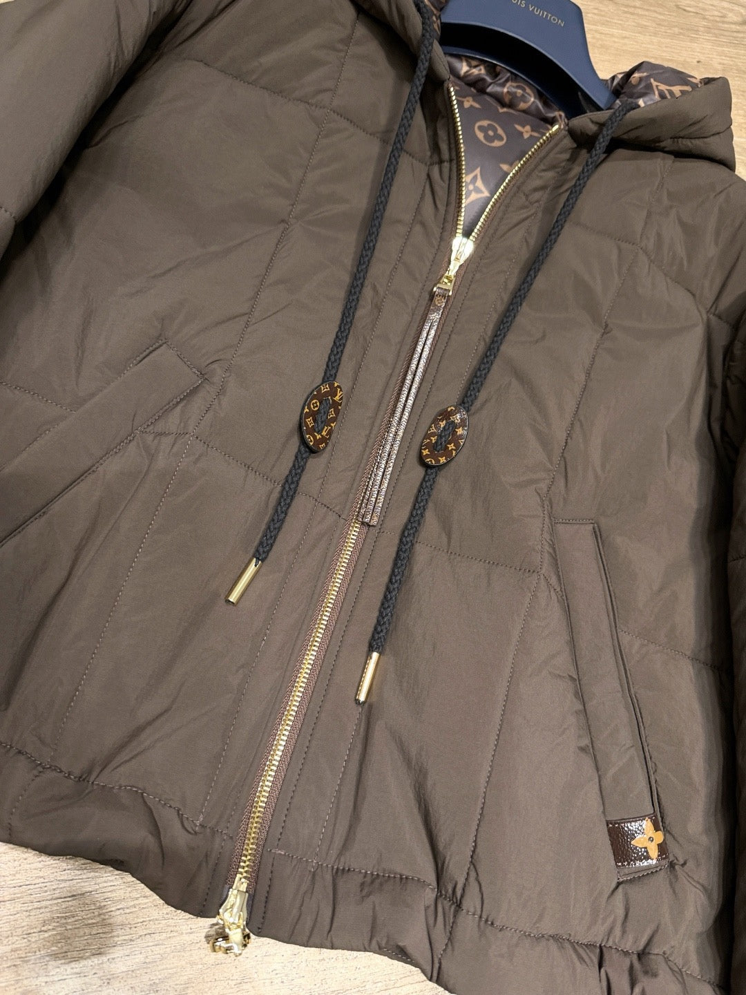 LOU JACKET
