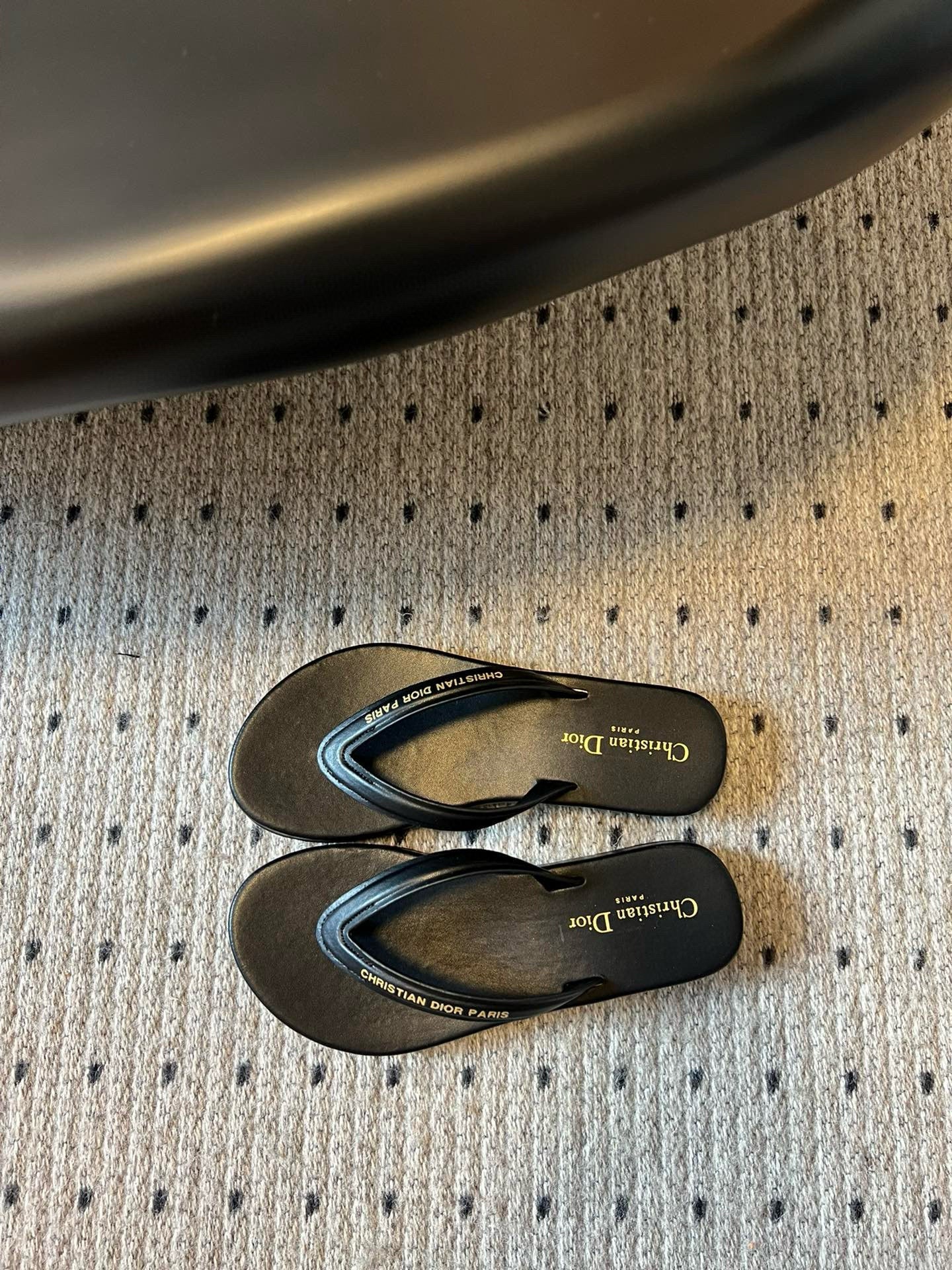 CD THONG SANDAL