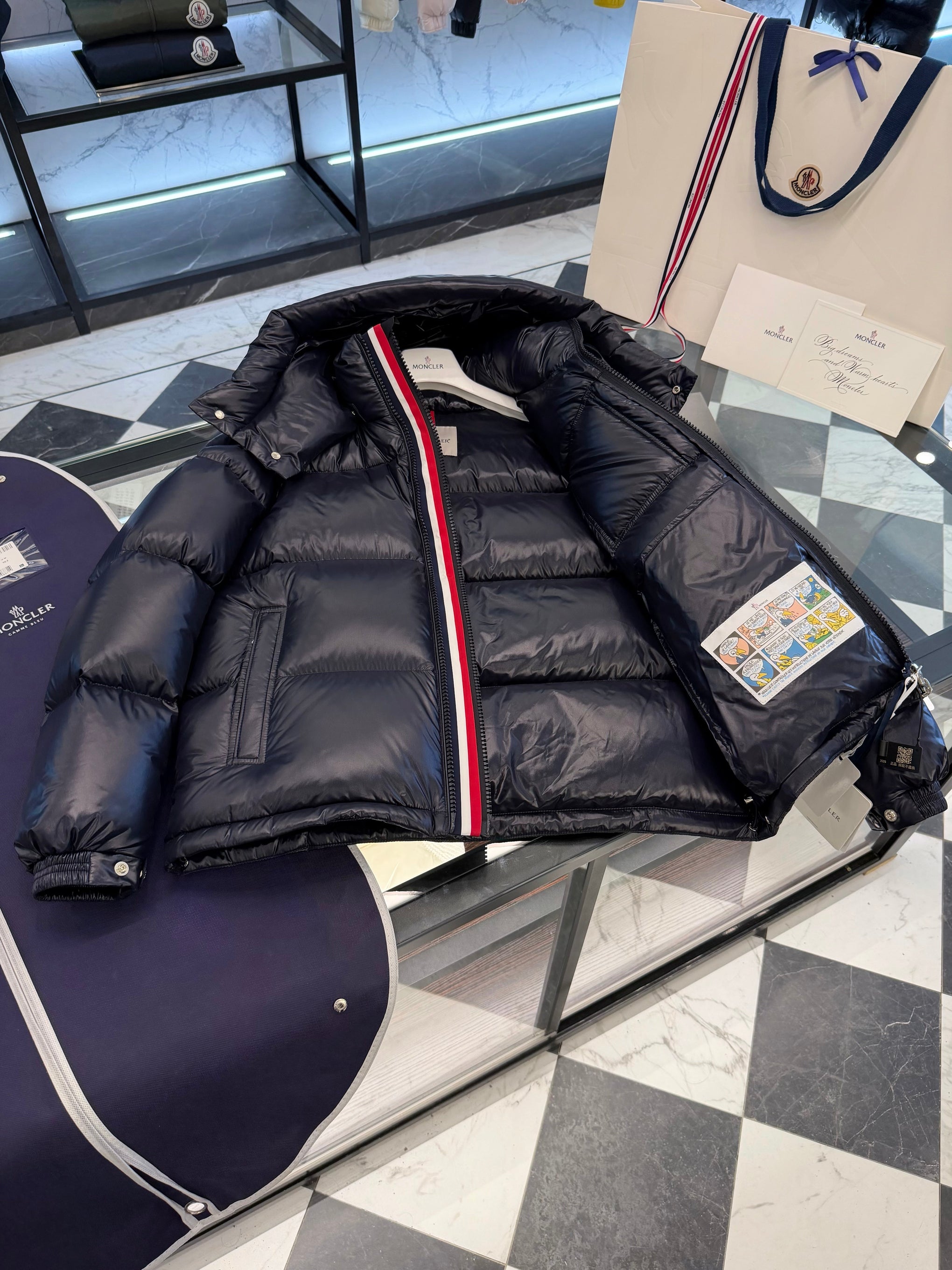 MONC MONTBELIARD JACKET