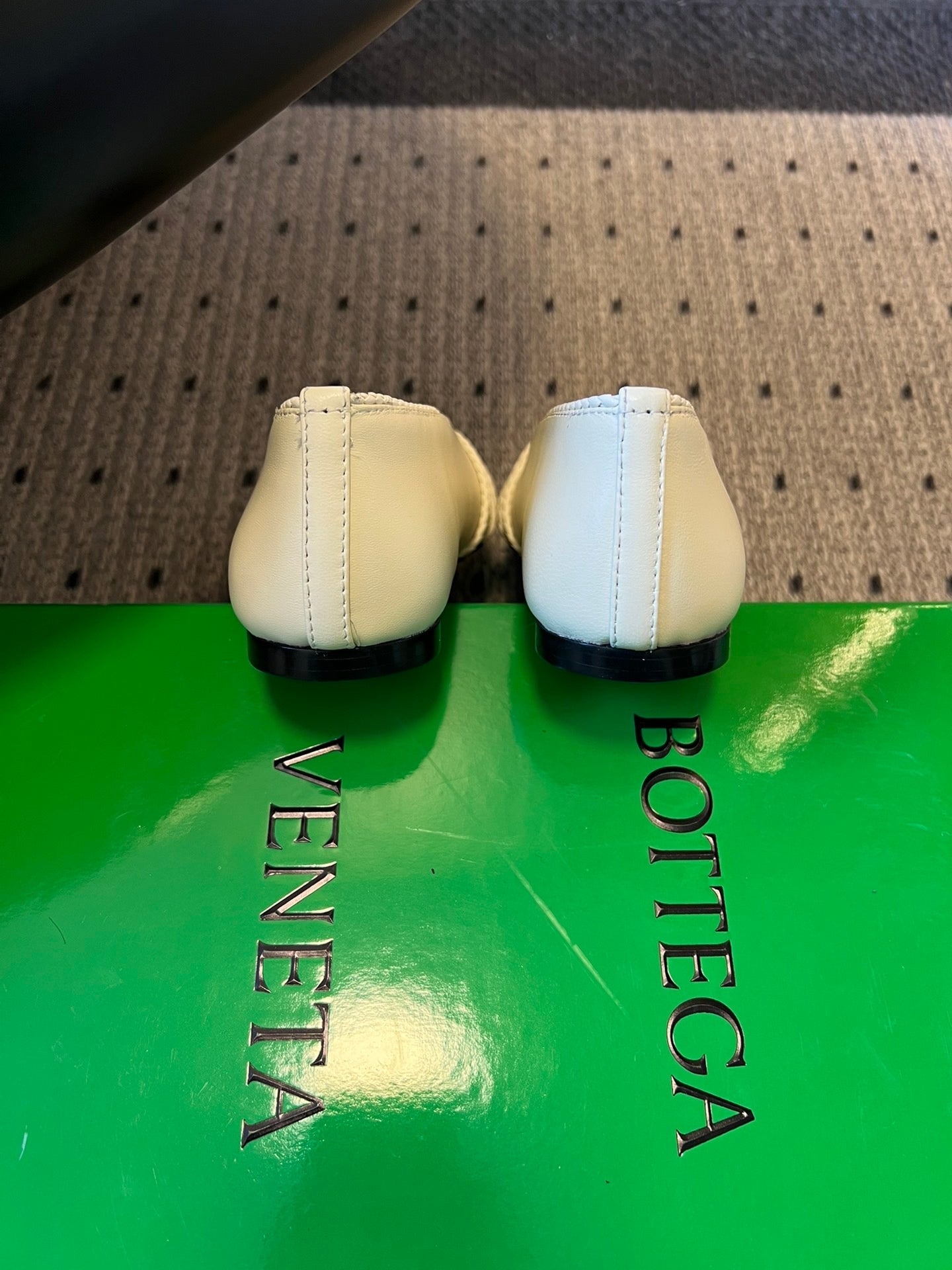 BOTT V BALLET PUMPS
