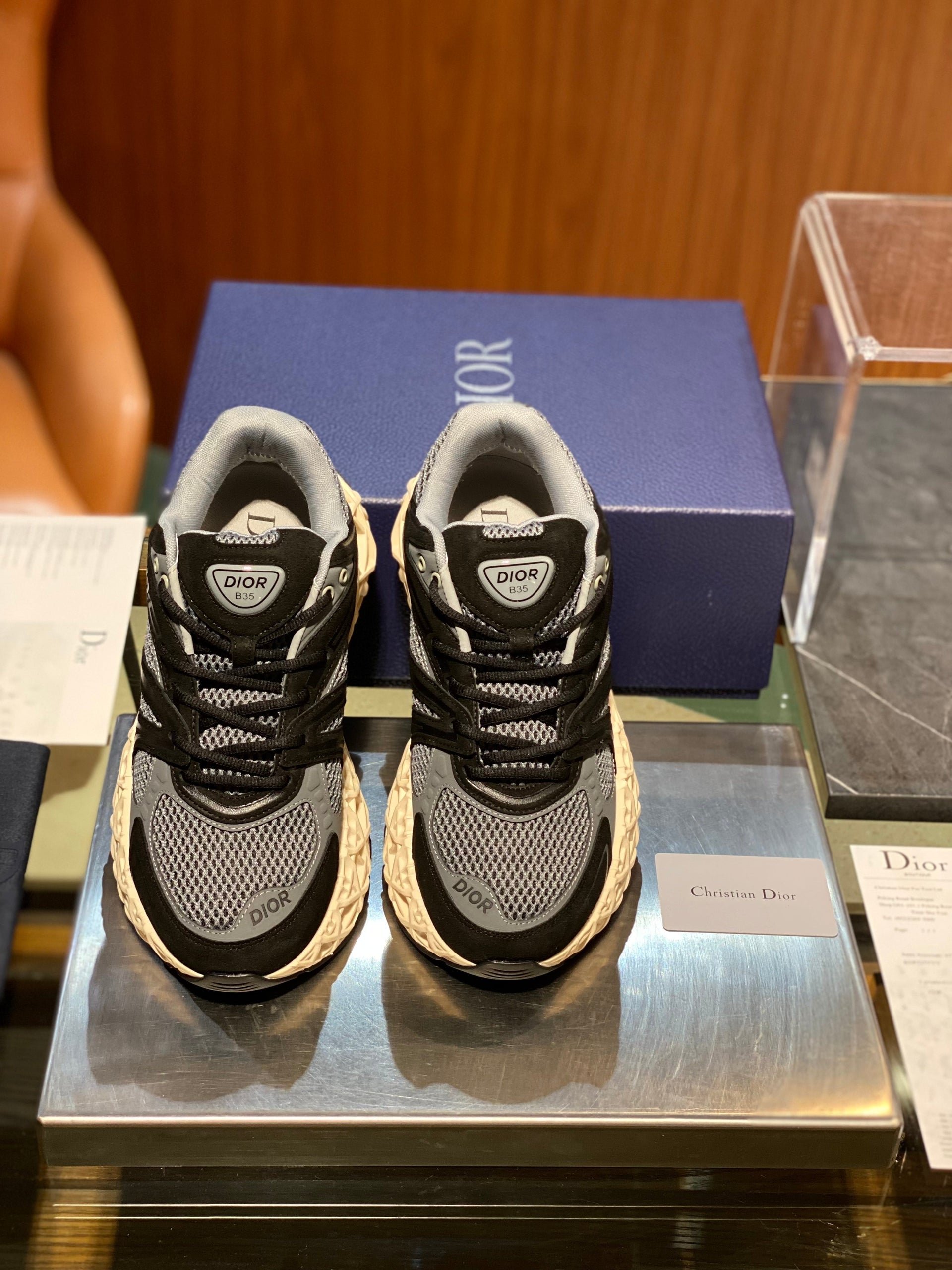 CD B35 SNEAKERS