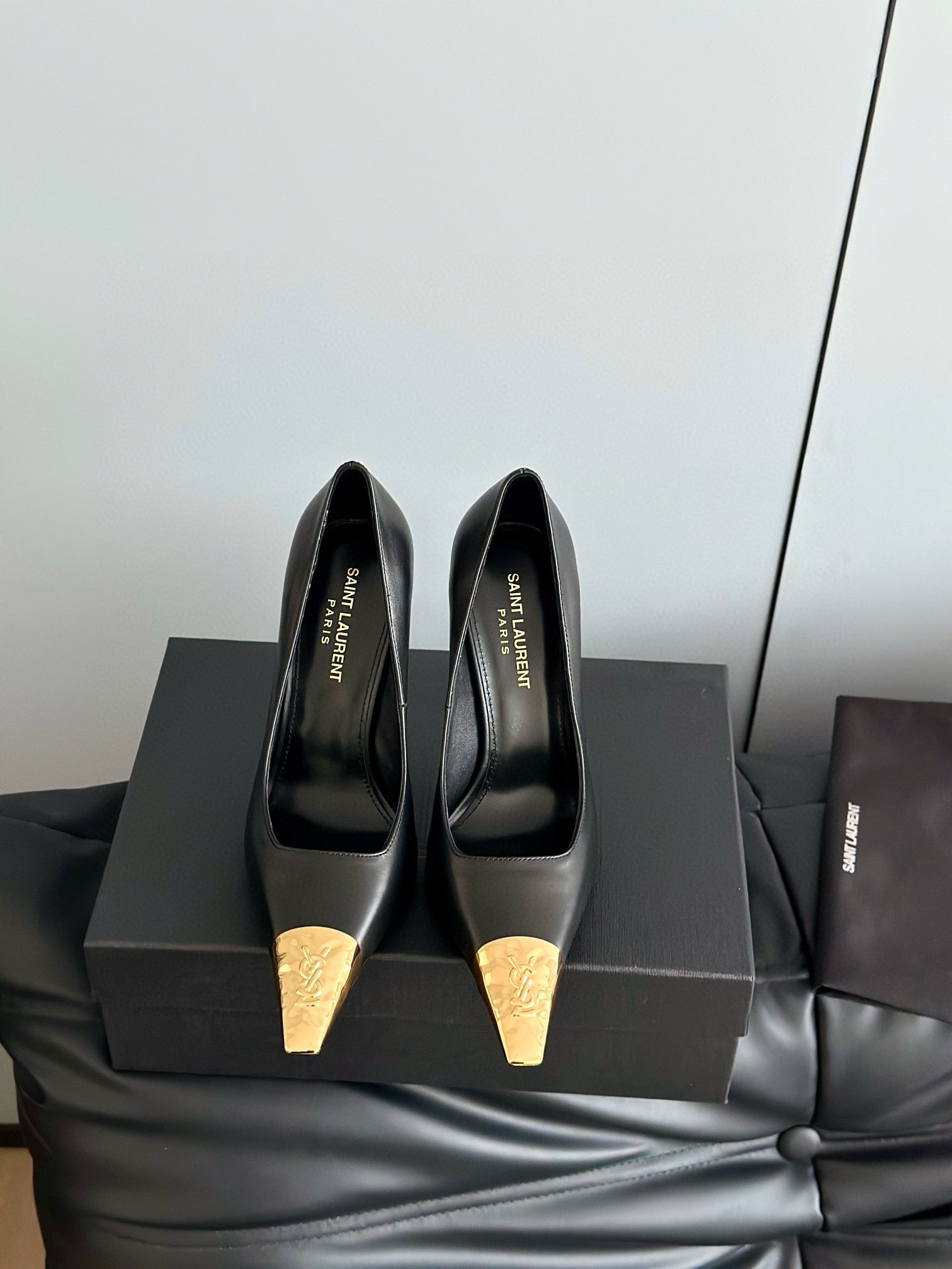 SL HEELS