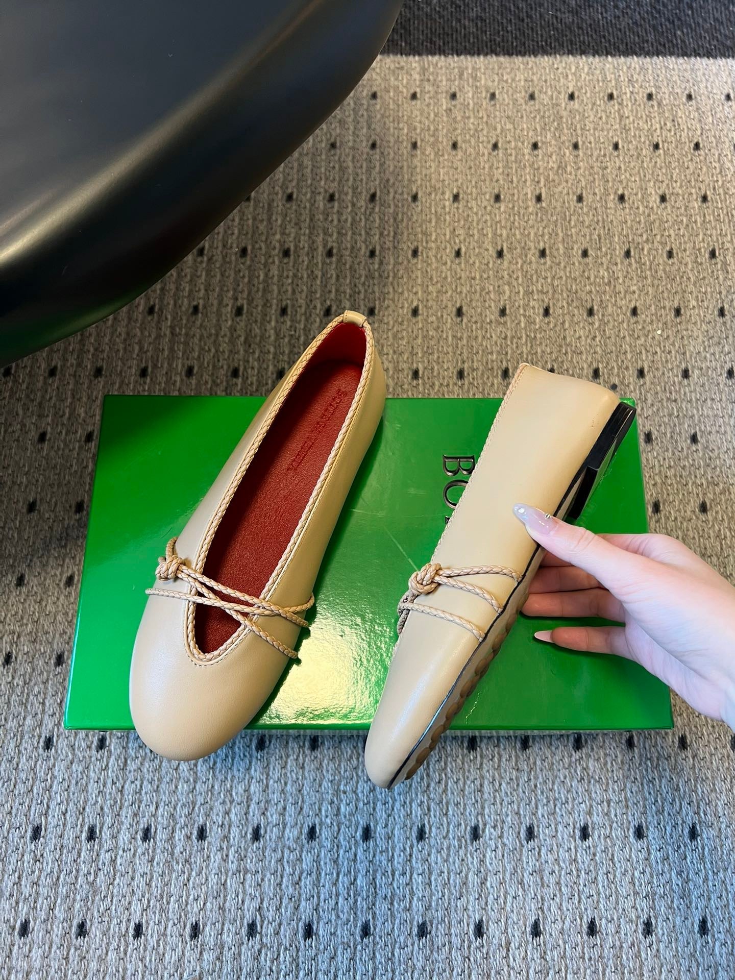 BOTT V BALLET PUMPS