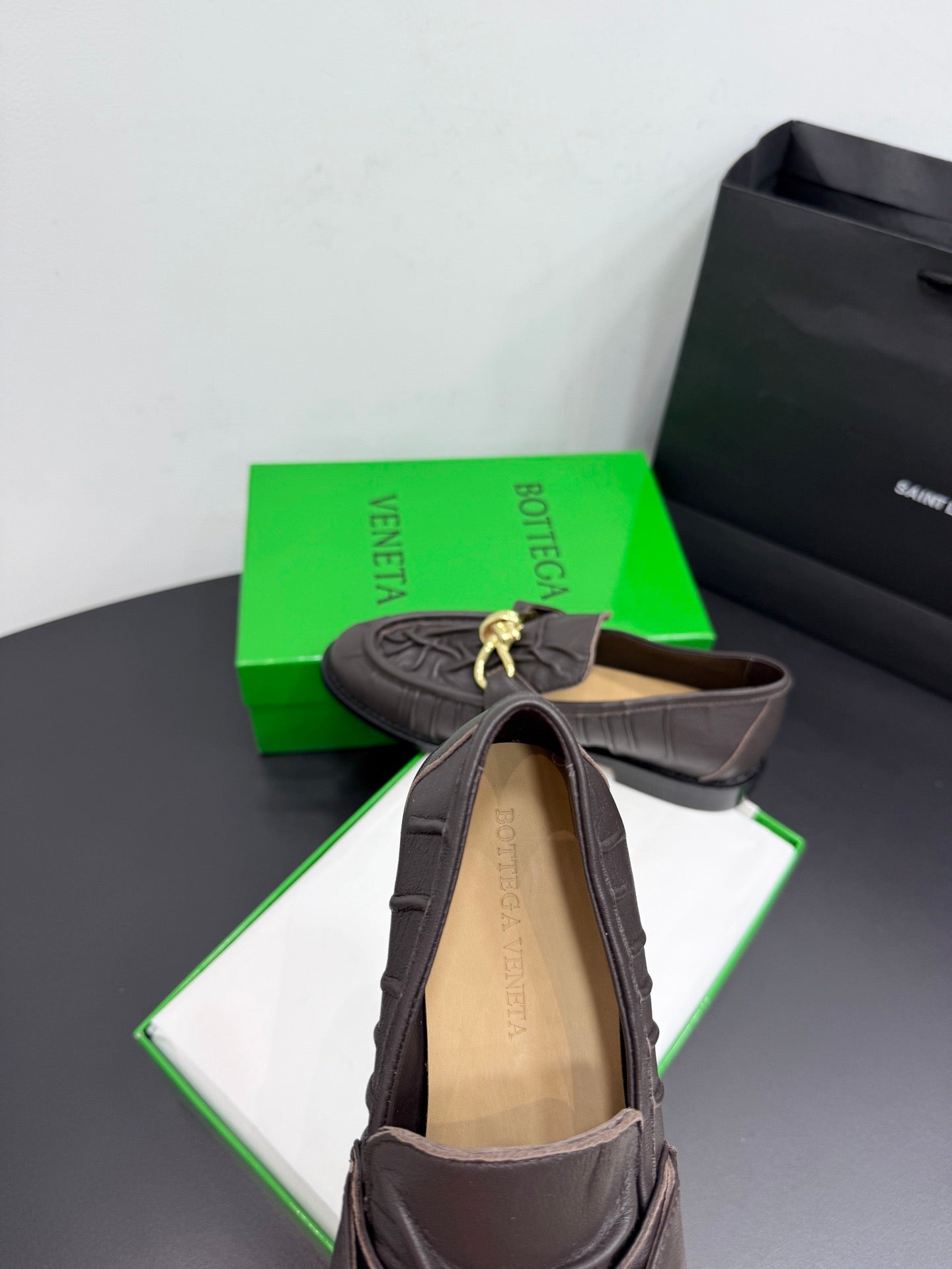 BOTT V LOAFERS
