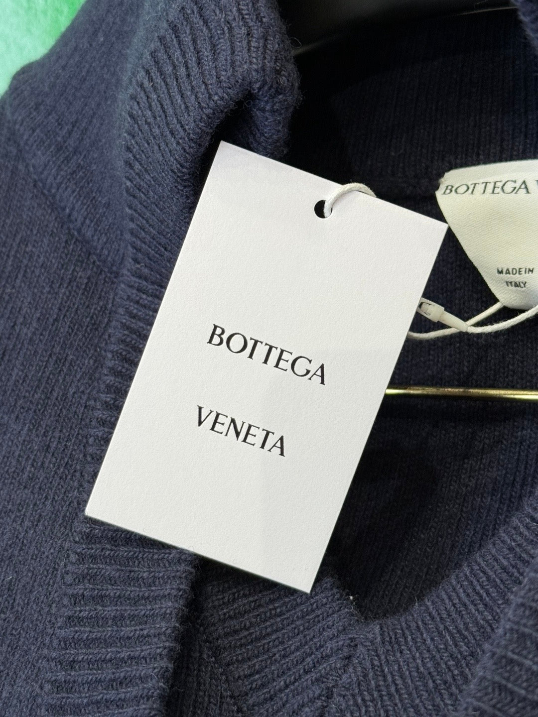 BOTT V JUMPER