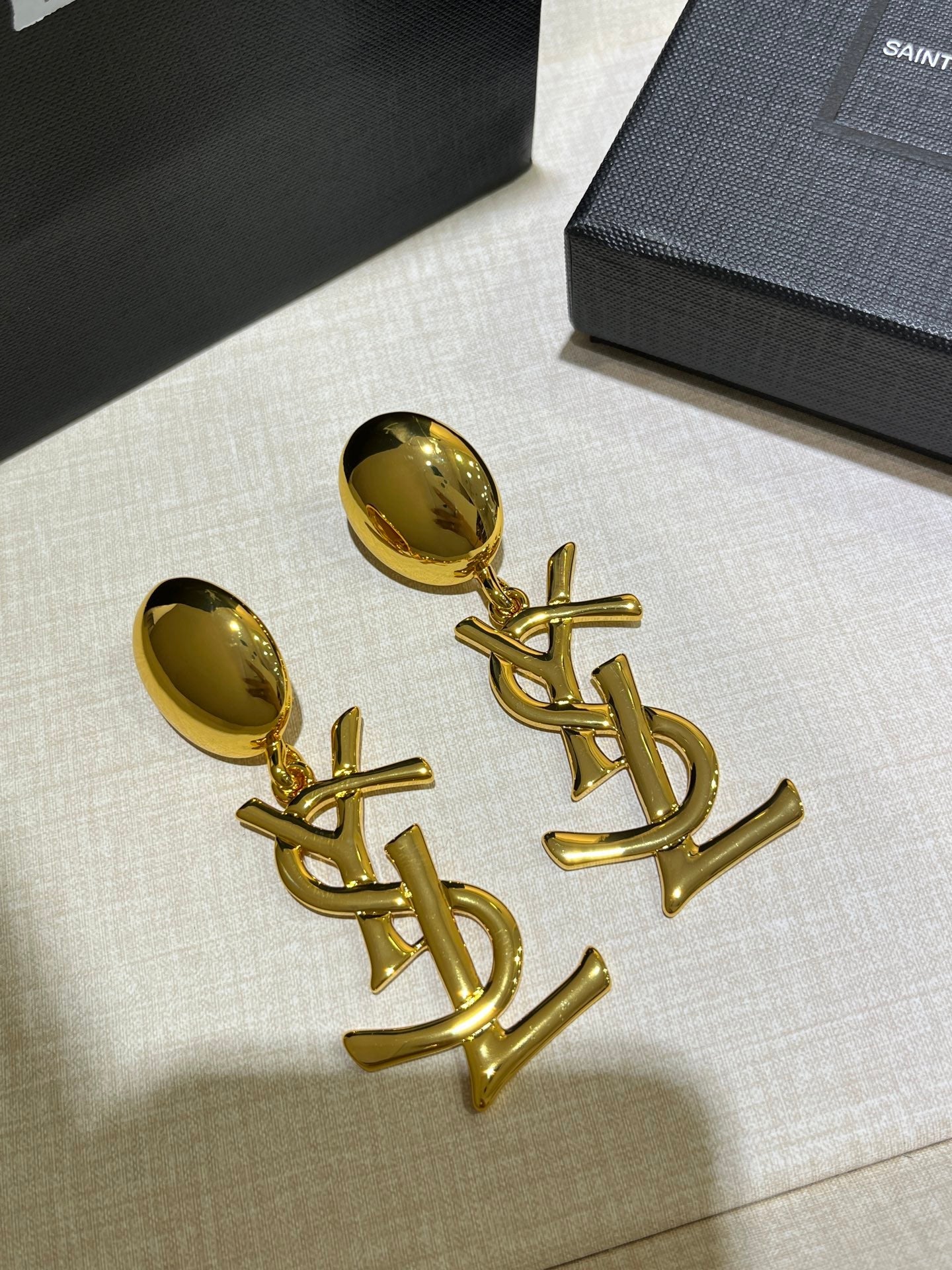 SL EARRINGS