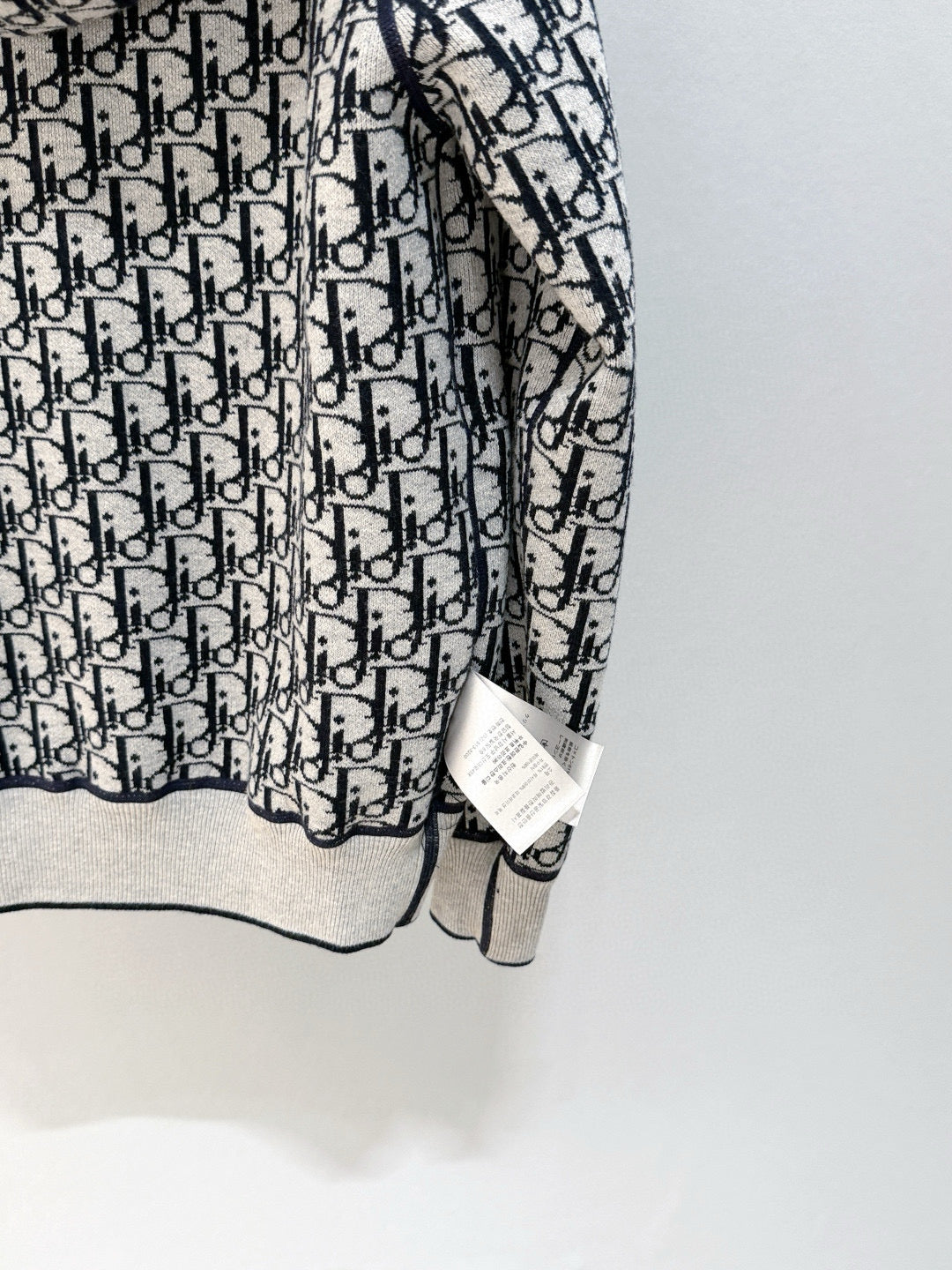 CD ZIP HOODIE