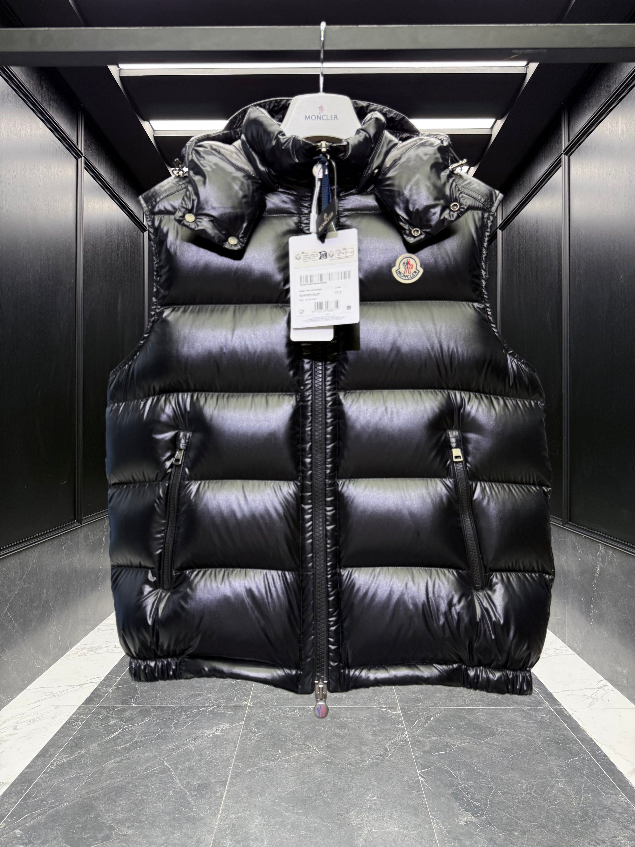 MONC BORMES VEST