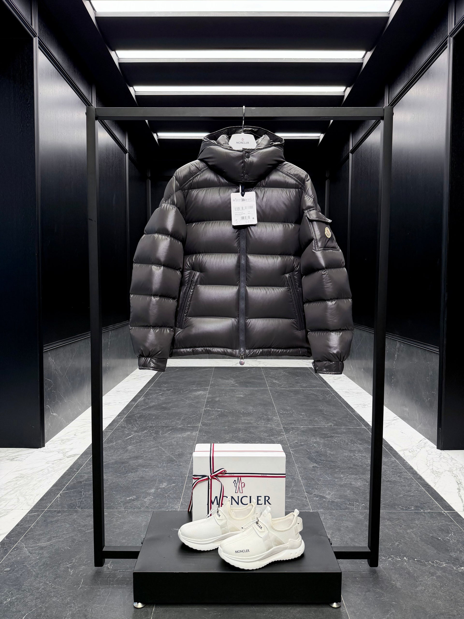 MONC MAYA JACKET