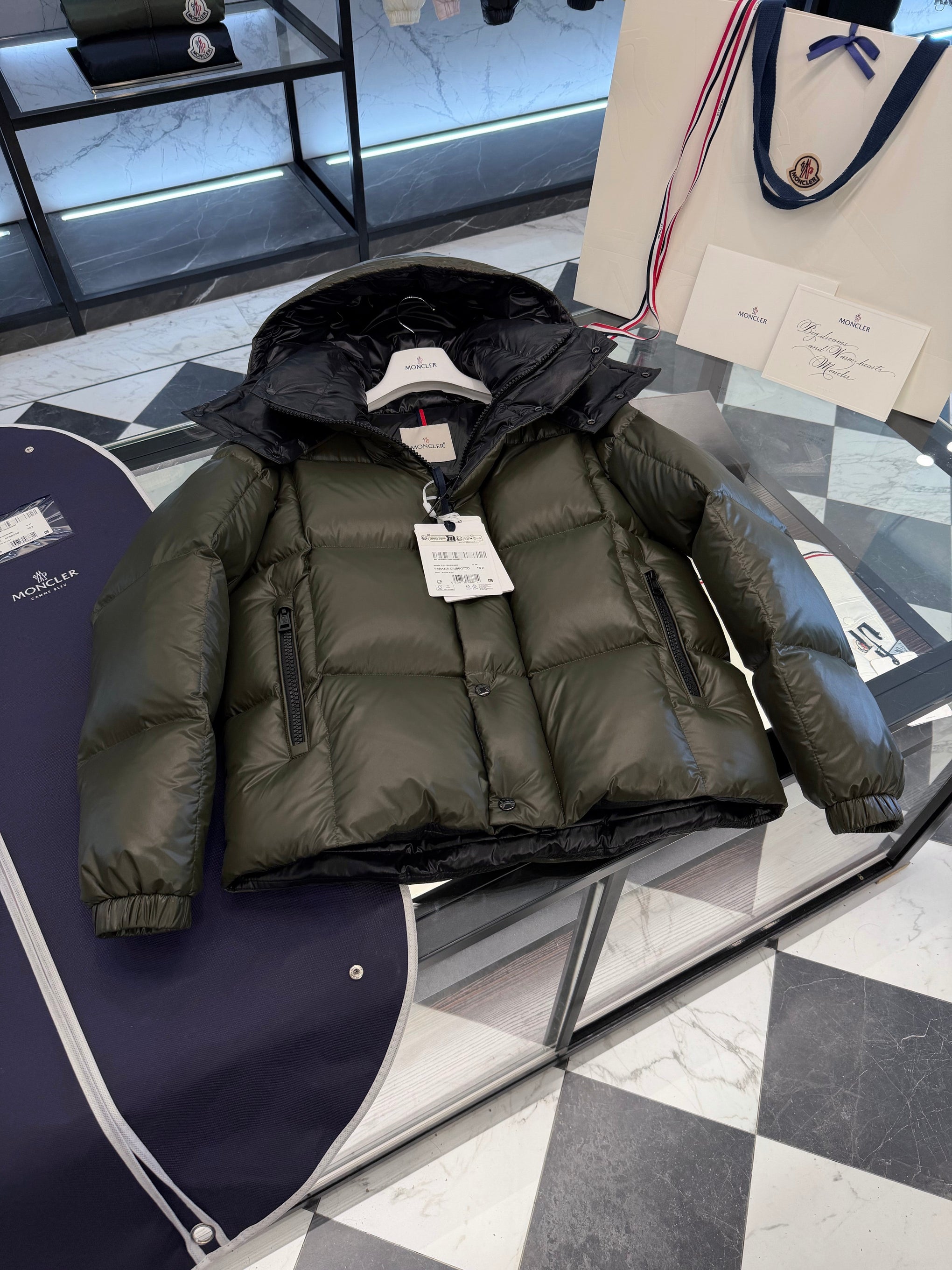 MONC PARANA JACKET
