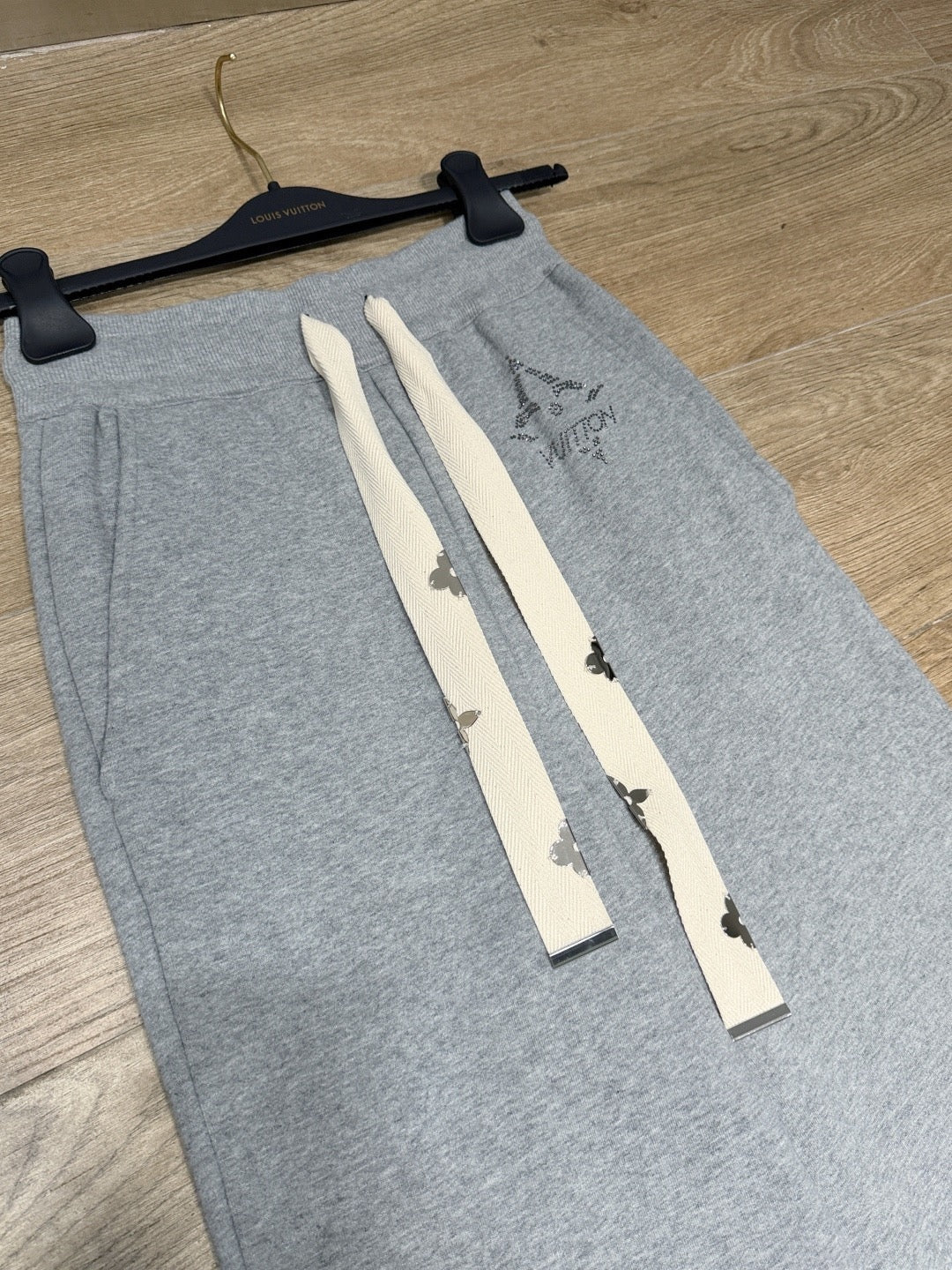 LOU JOGGERS