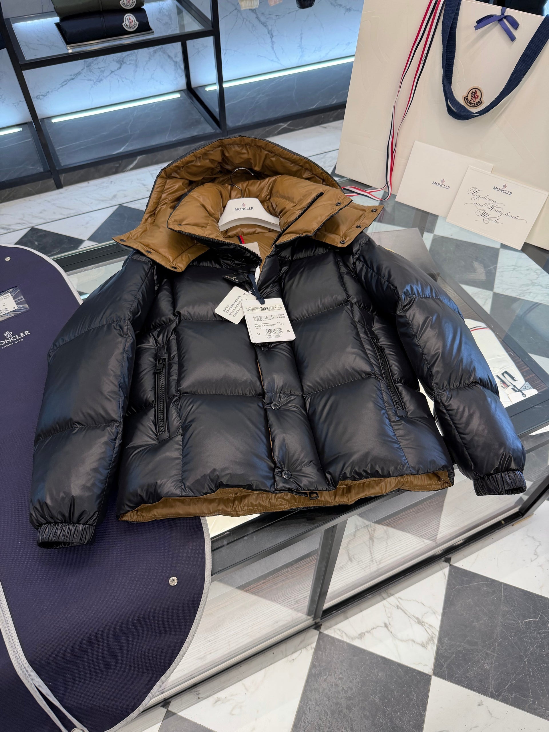MONC PARANA JACKET
