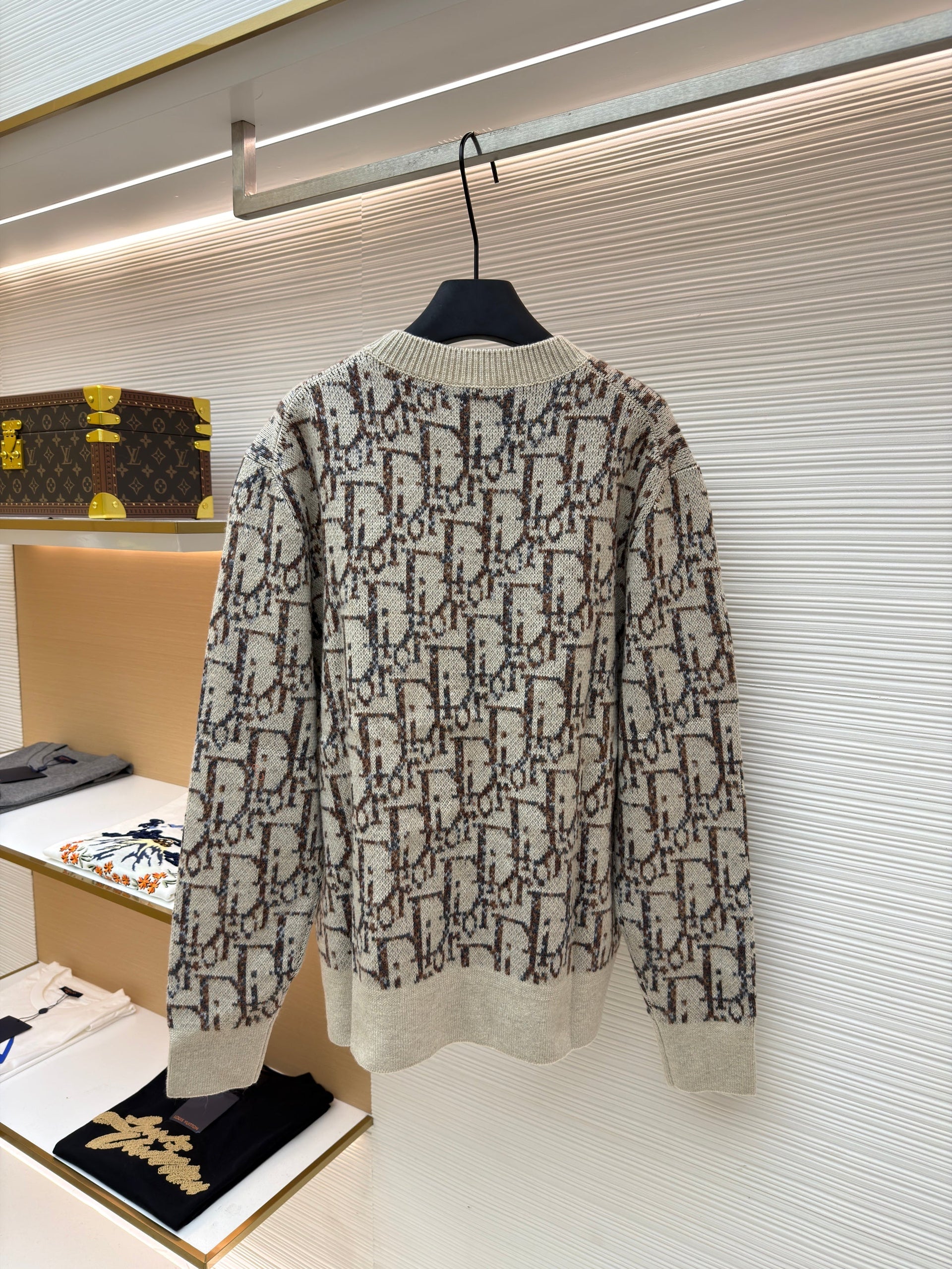 CD JUMPER