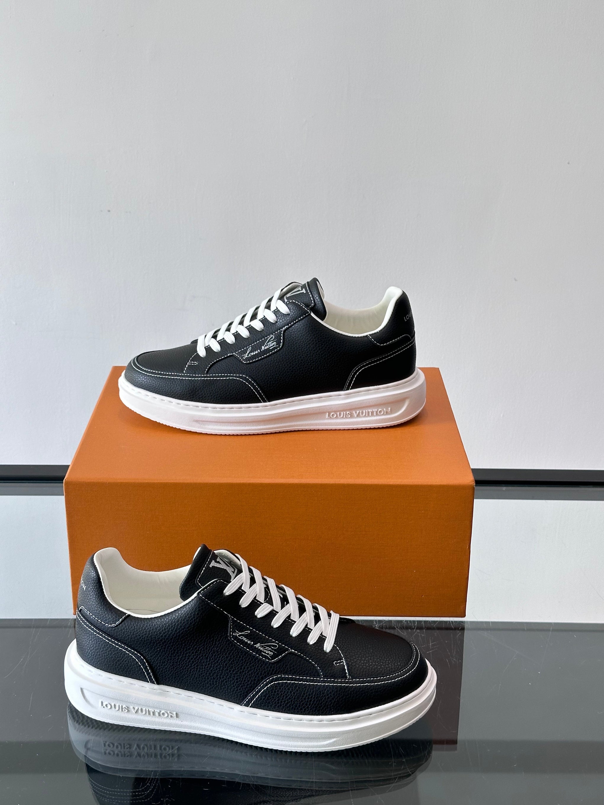 LOU BEVERLY HILLS SNEAKERS