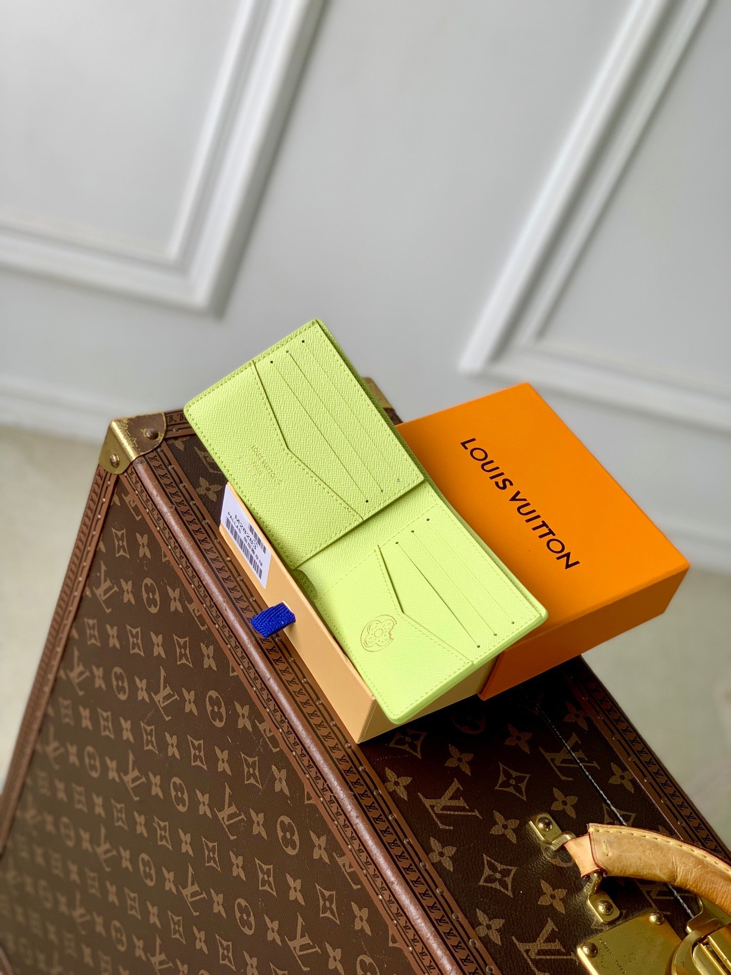 LOU SLENDER WALLET