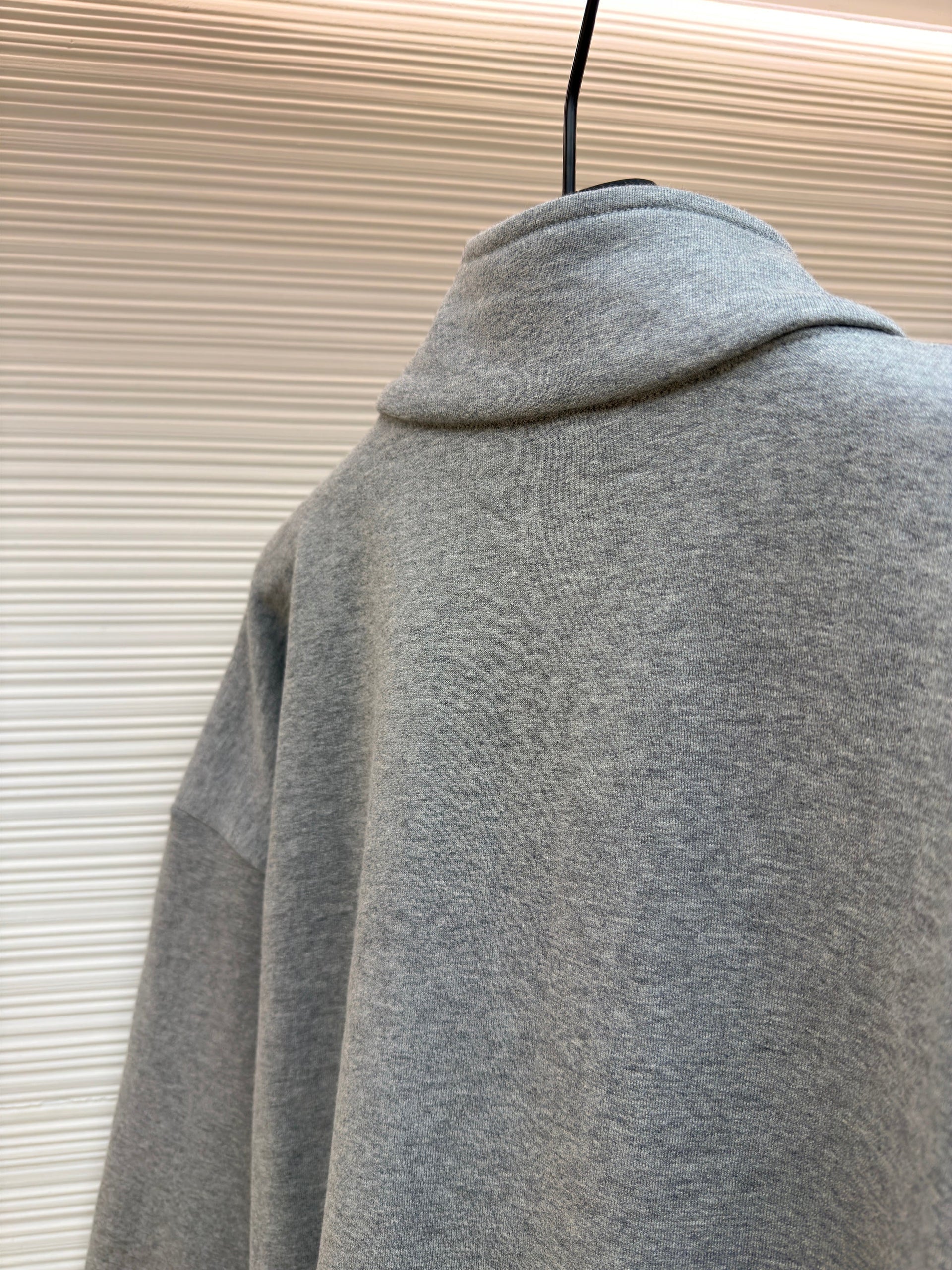 CD SWEATSHIRT