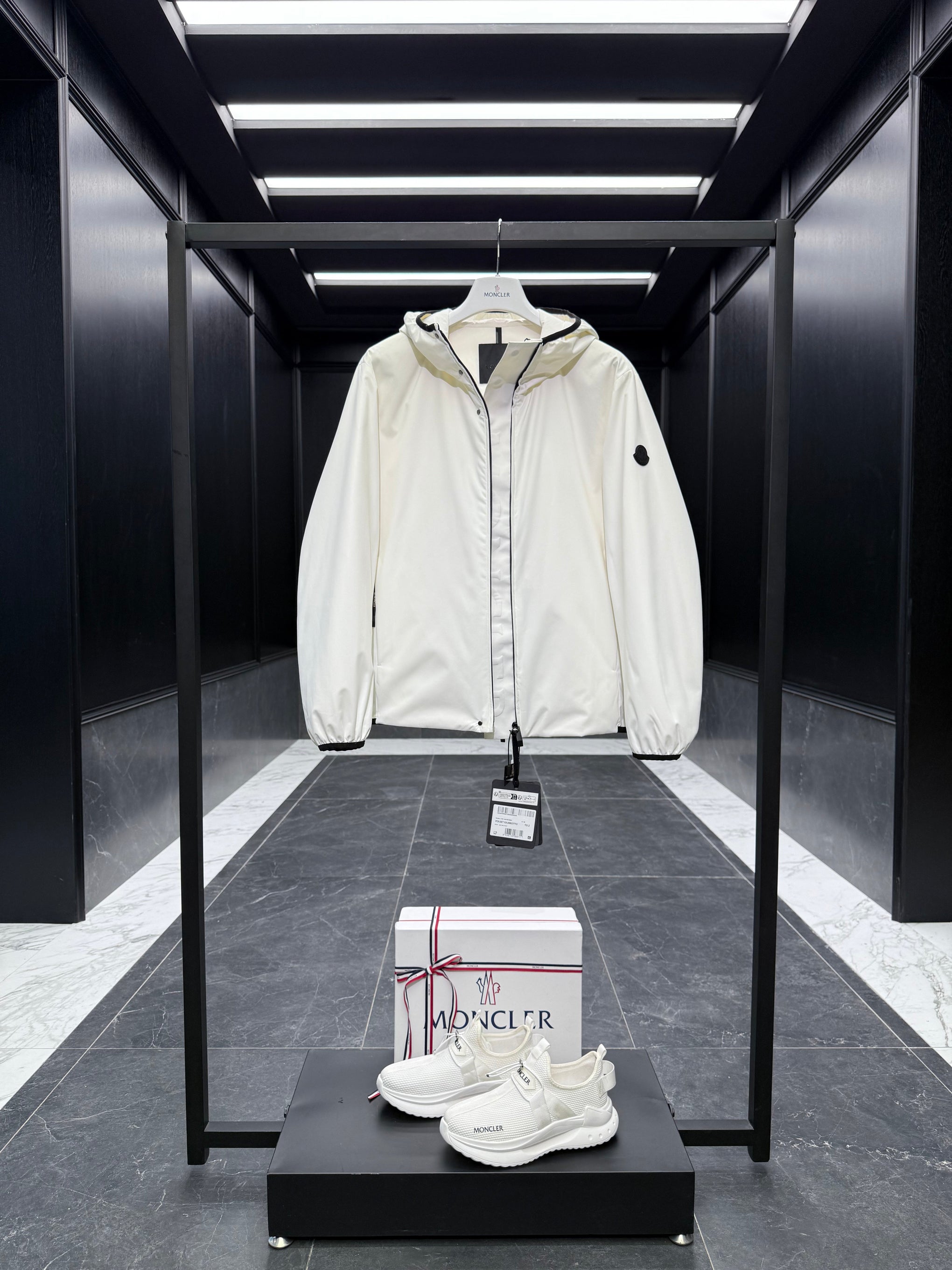 MONC POLSET JACKET
