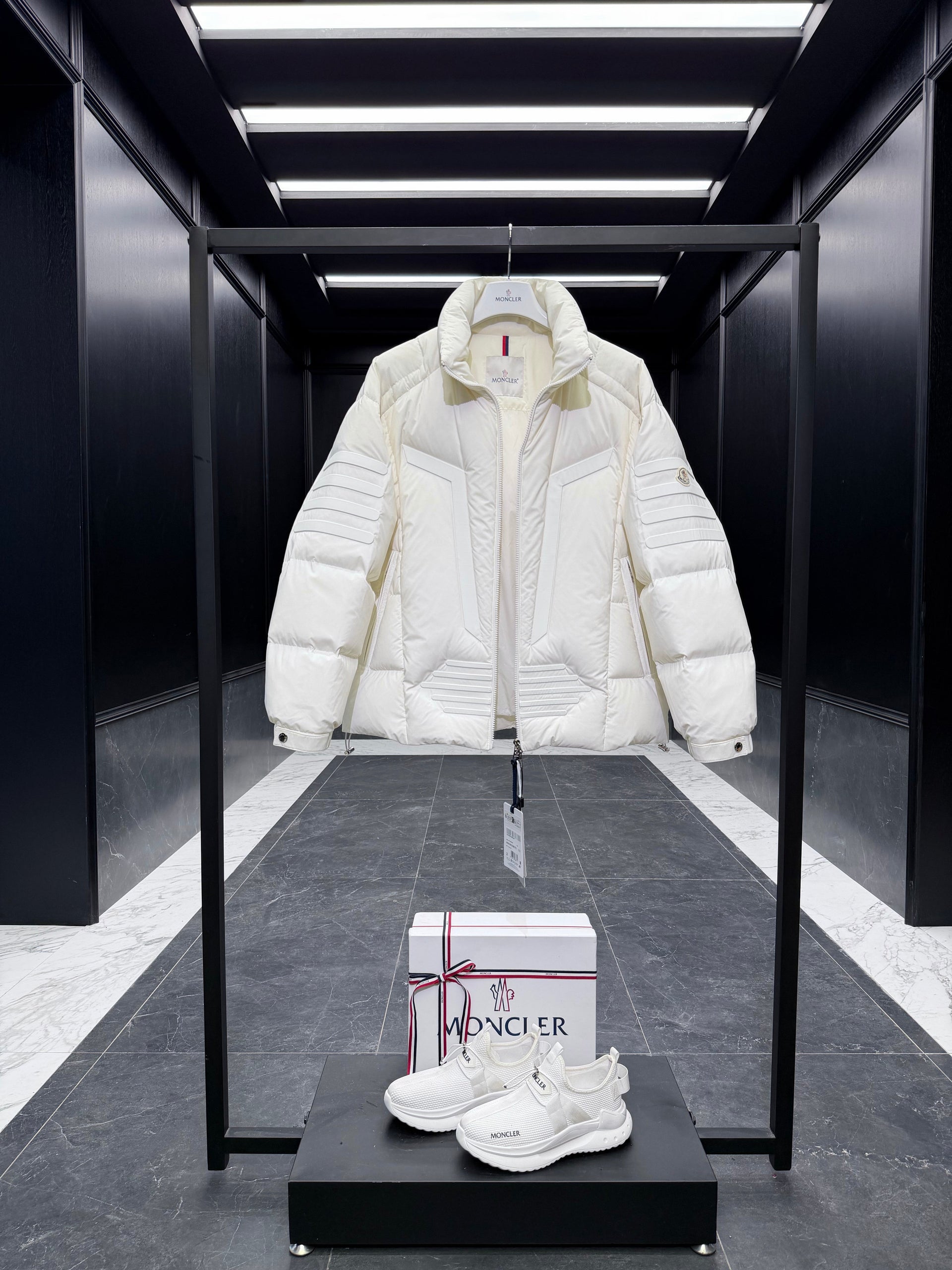 MONC MATT BLACK JACKET