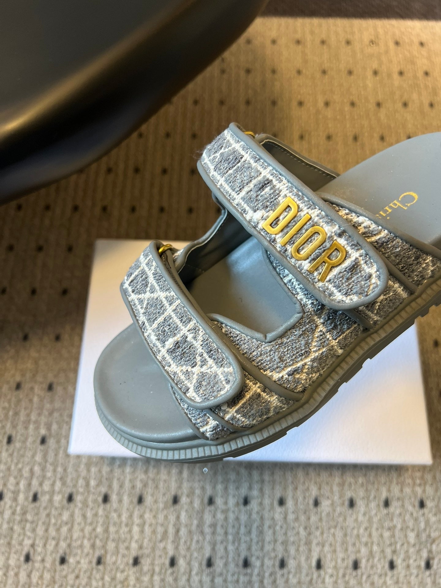 CD DIORACT SANDALS