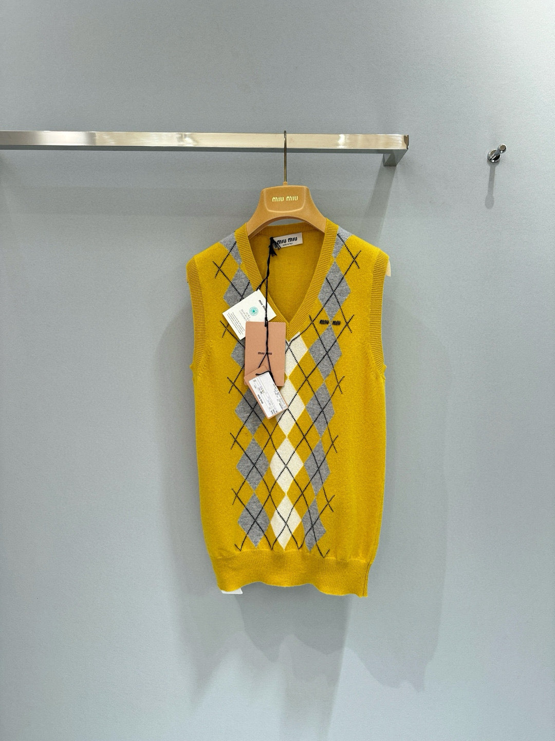 MIU M VEST
