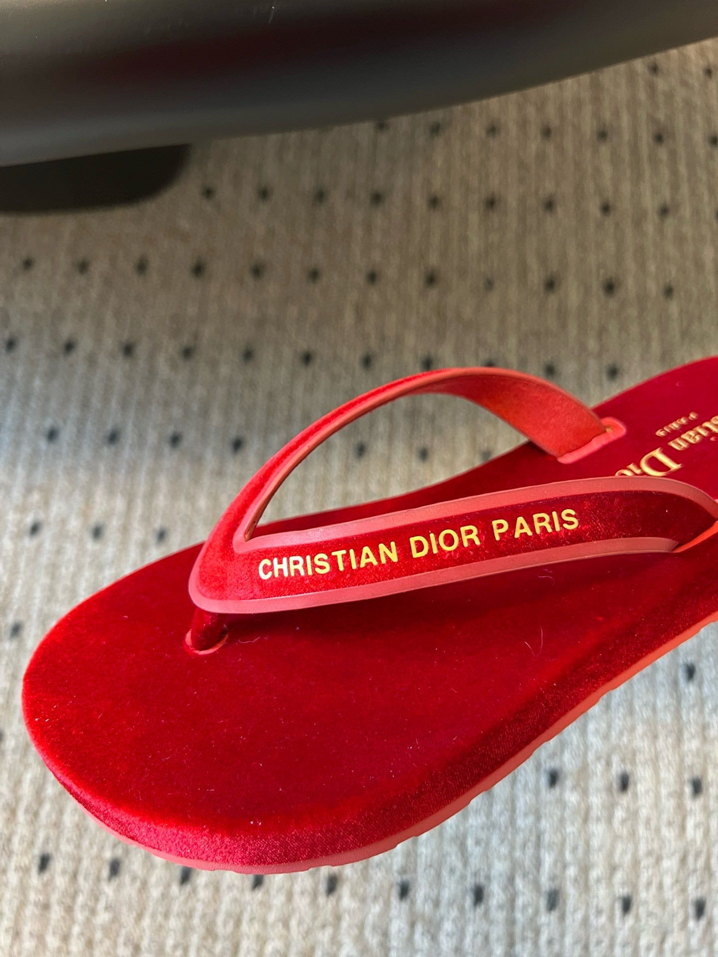 CD THONG SANDAL