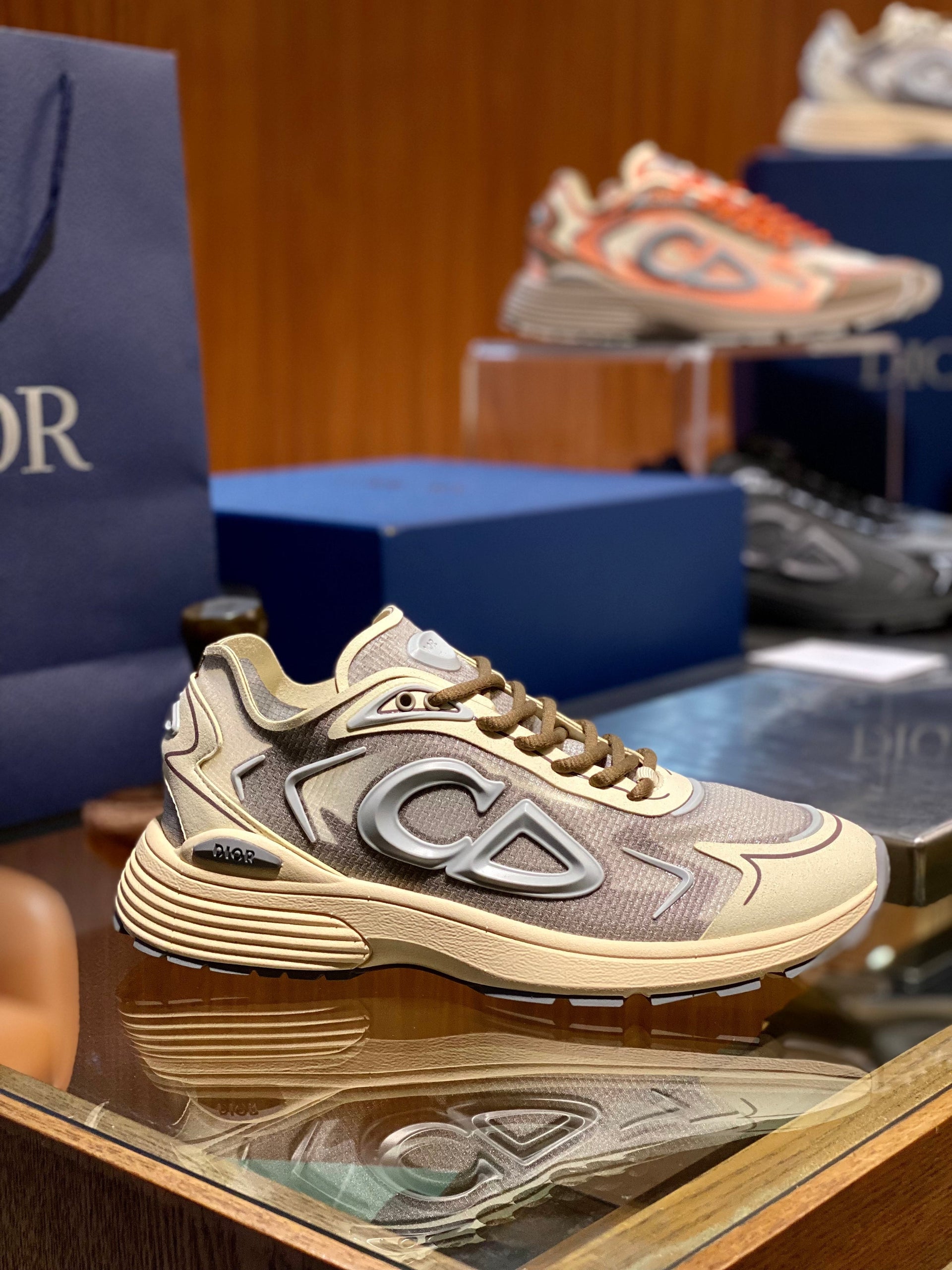 CD B30 COUNTDOWN SNEAKER