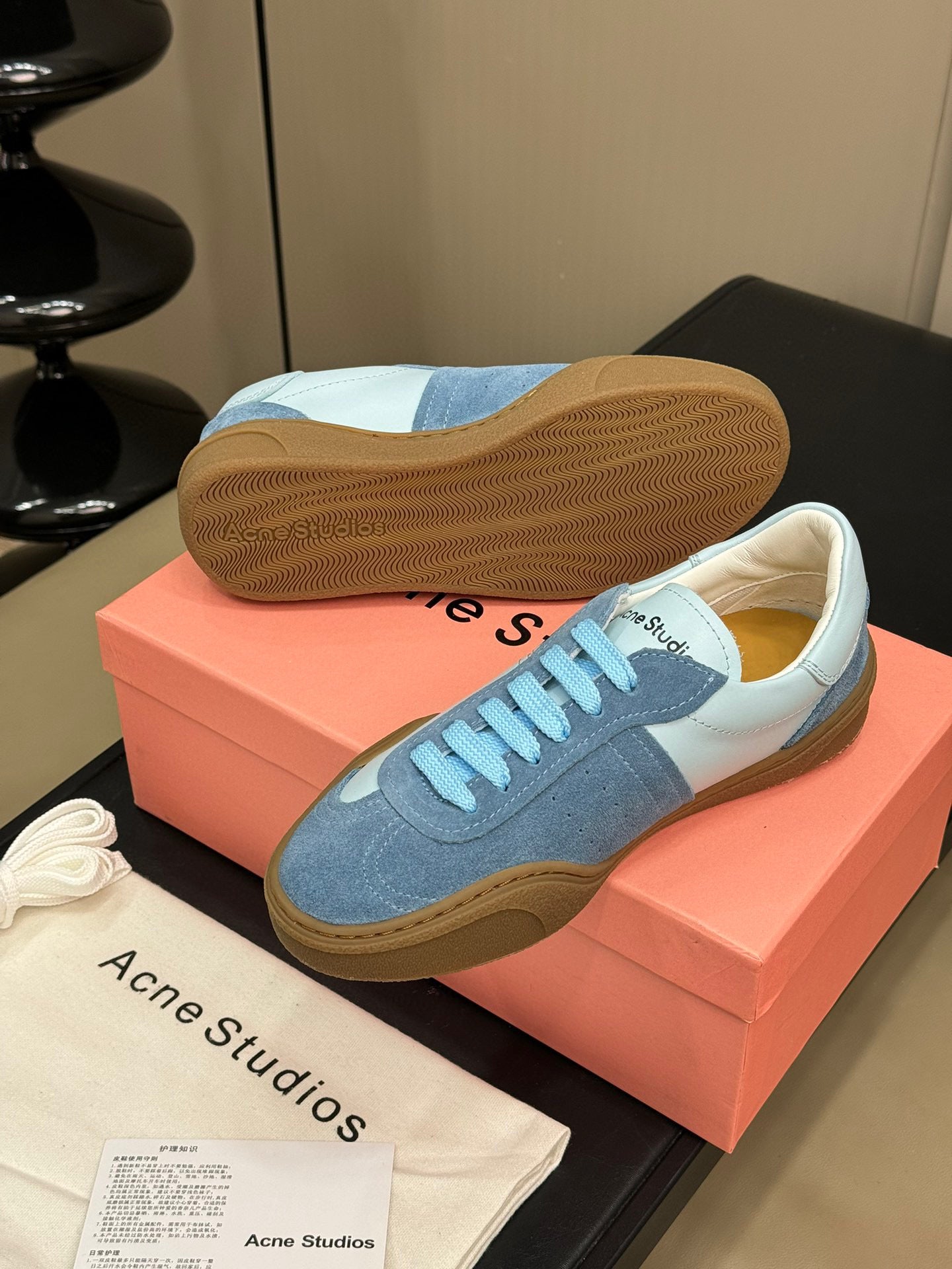 ACNE TRAINERS