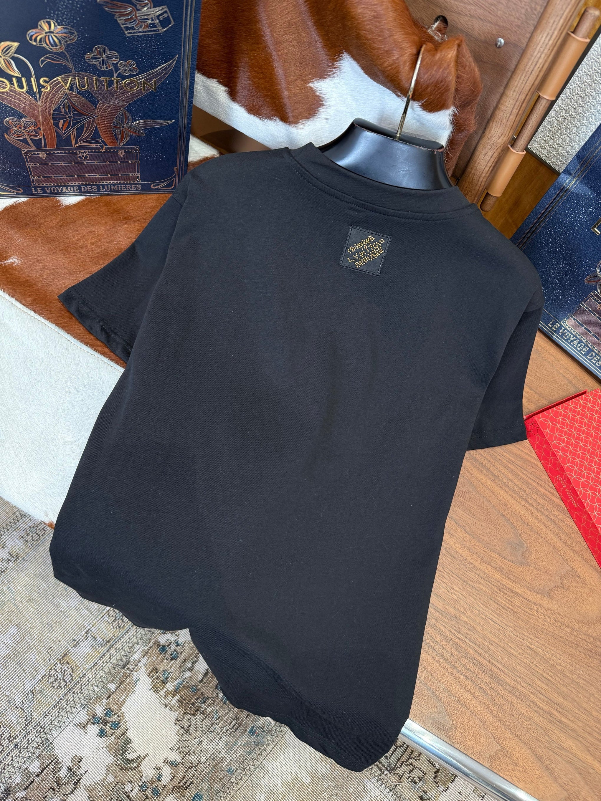 LOU T-SHIRT