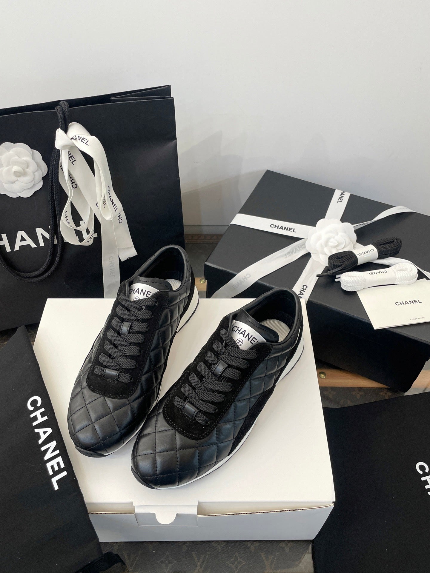CC SNEAKER