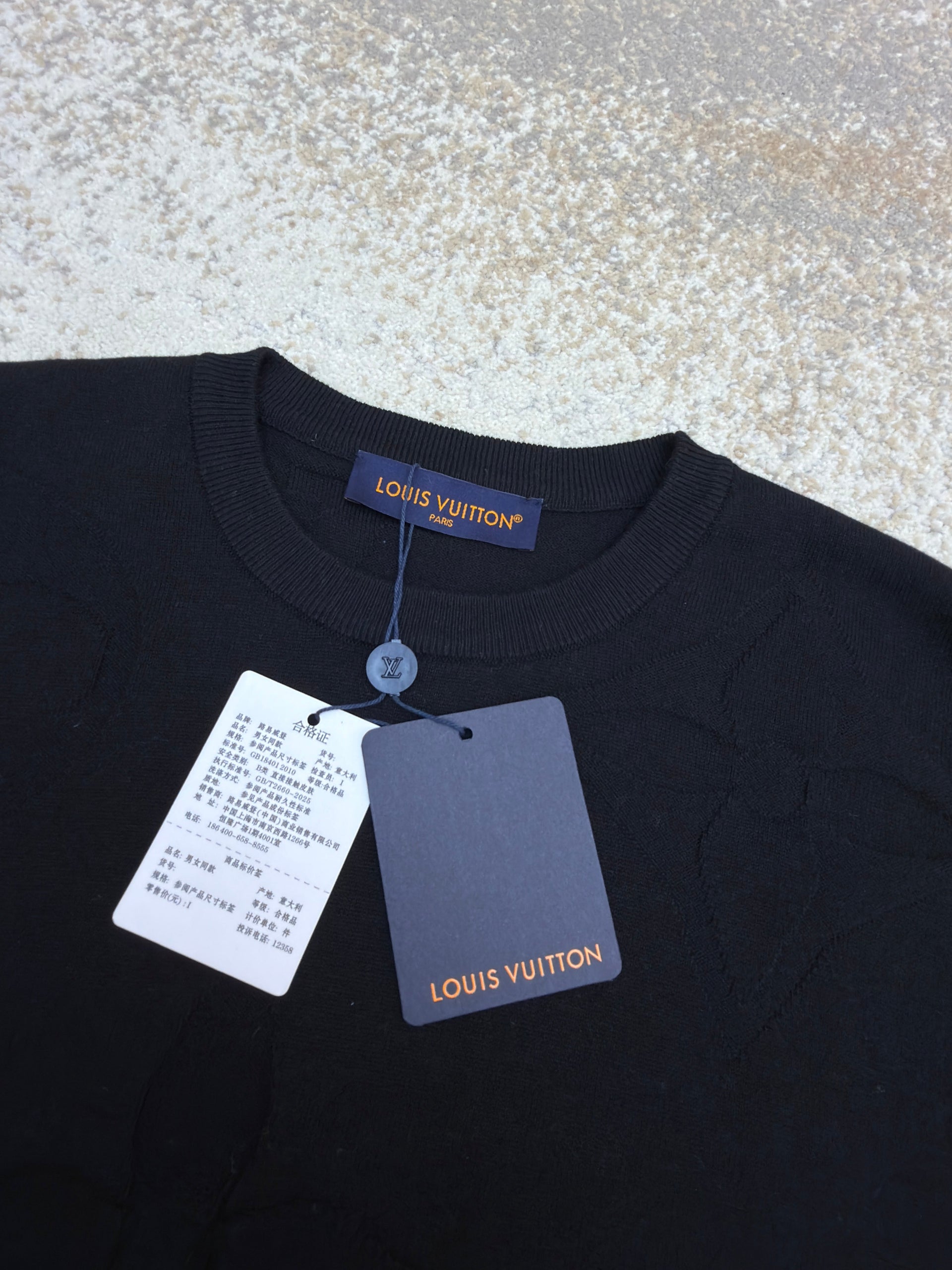LOU T-SHIRT