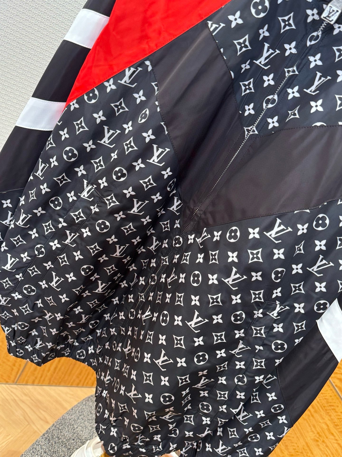 LOU JACKET