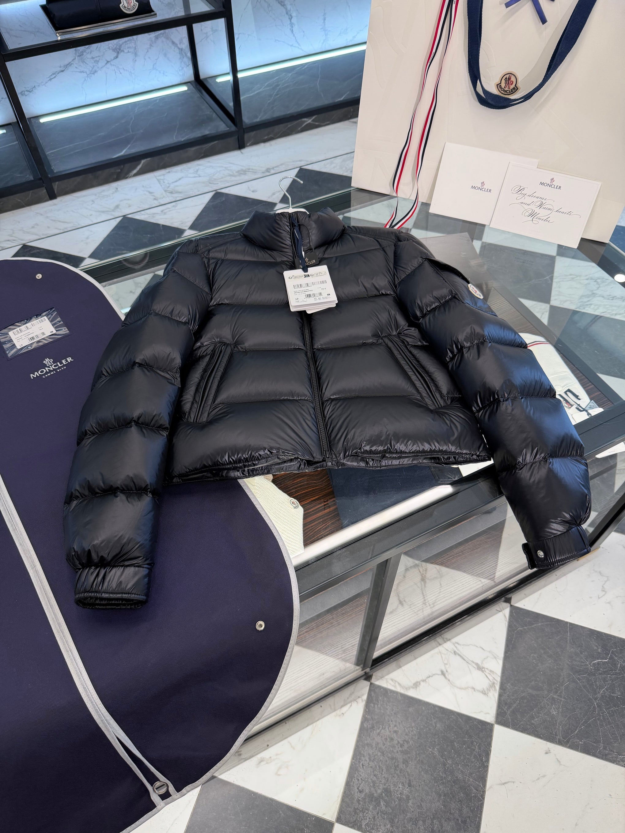 MONC PETRA JACKET