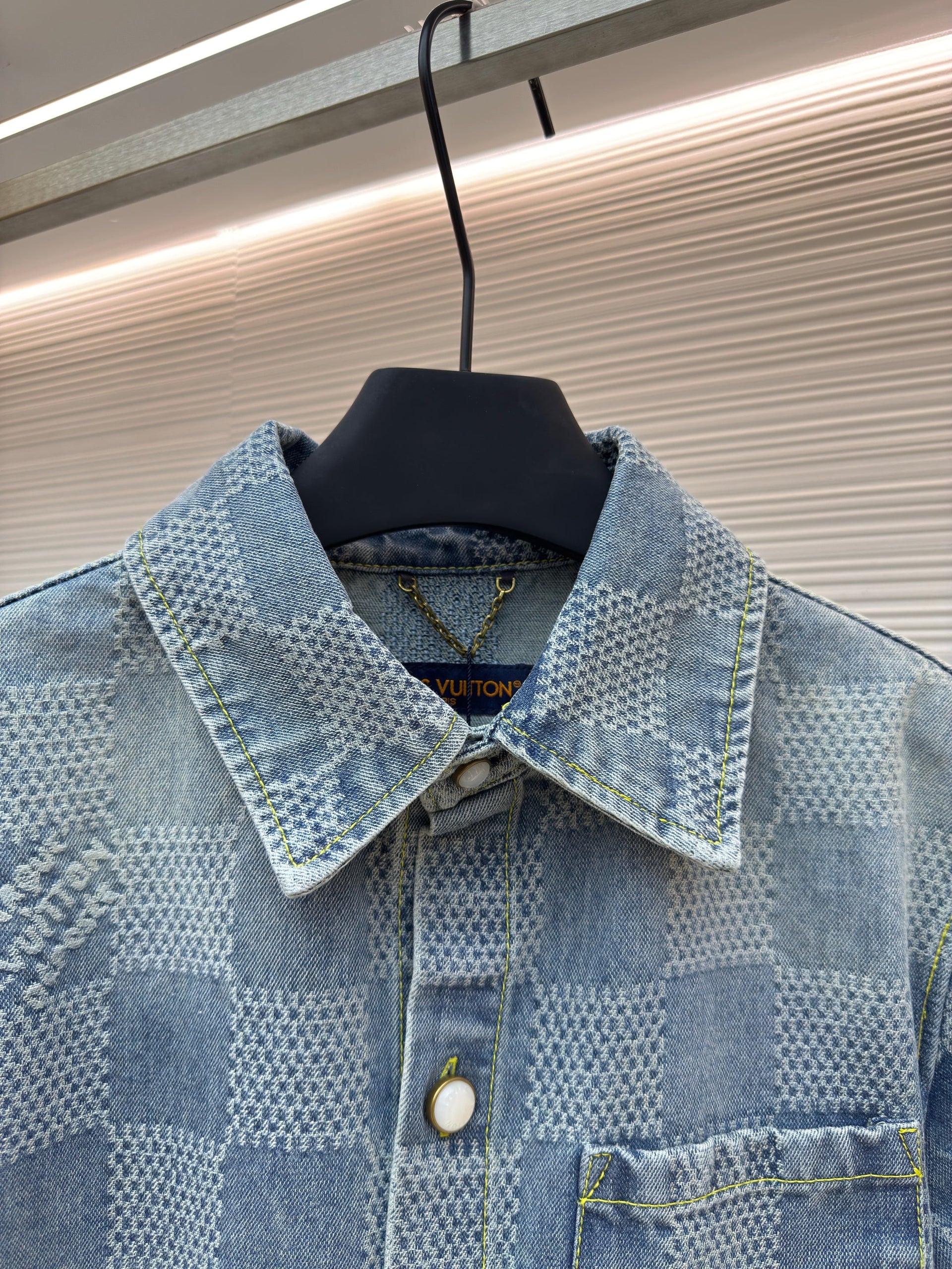 LOU DENIM SHIRT