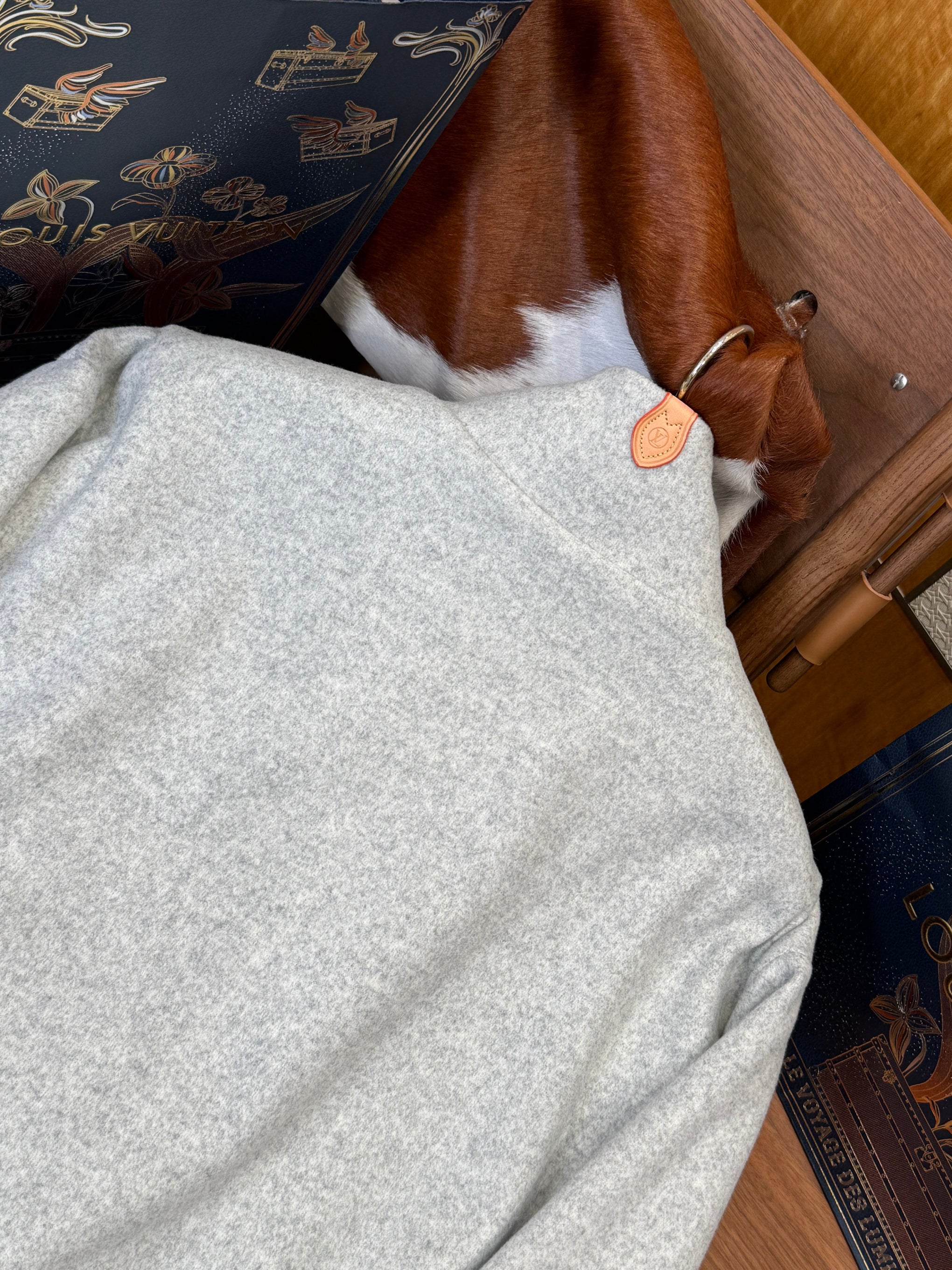 LOU JACKET