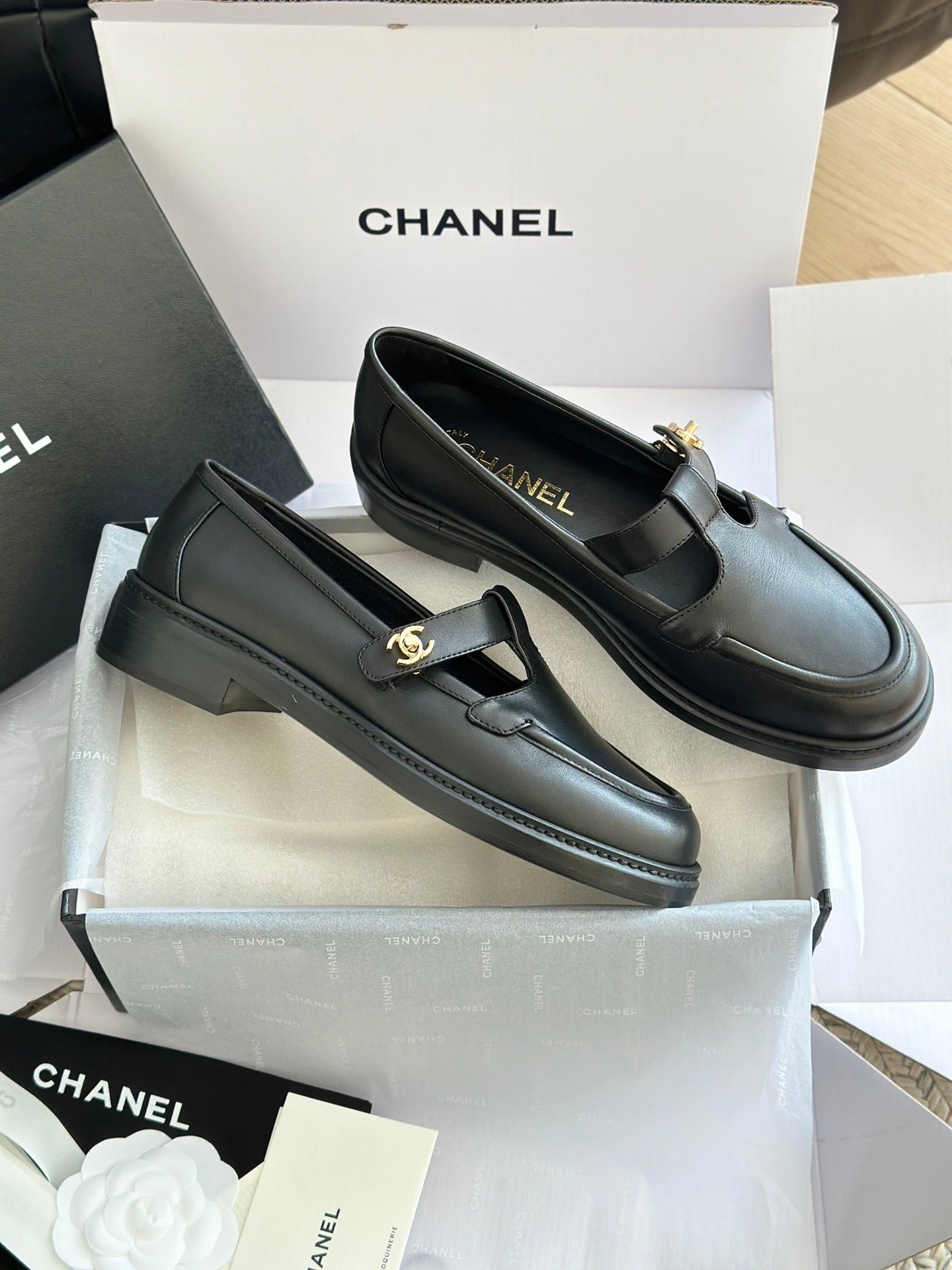 CC LOAFERS