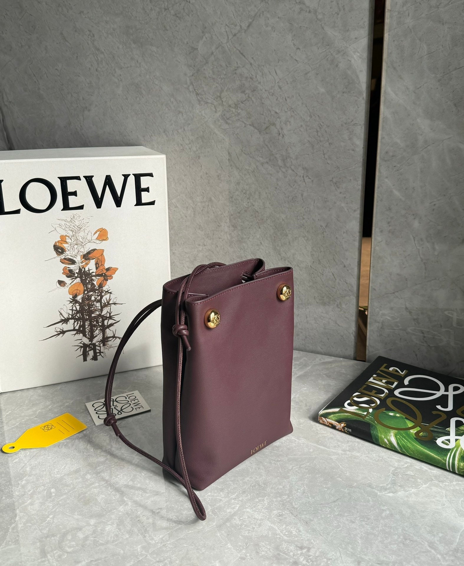 LOEW PEBBLE POUCH