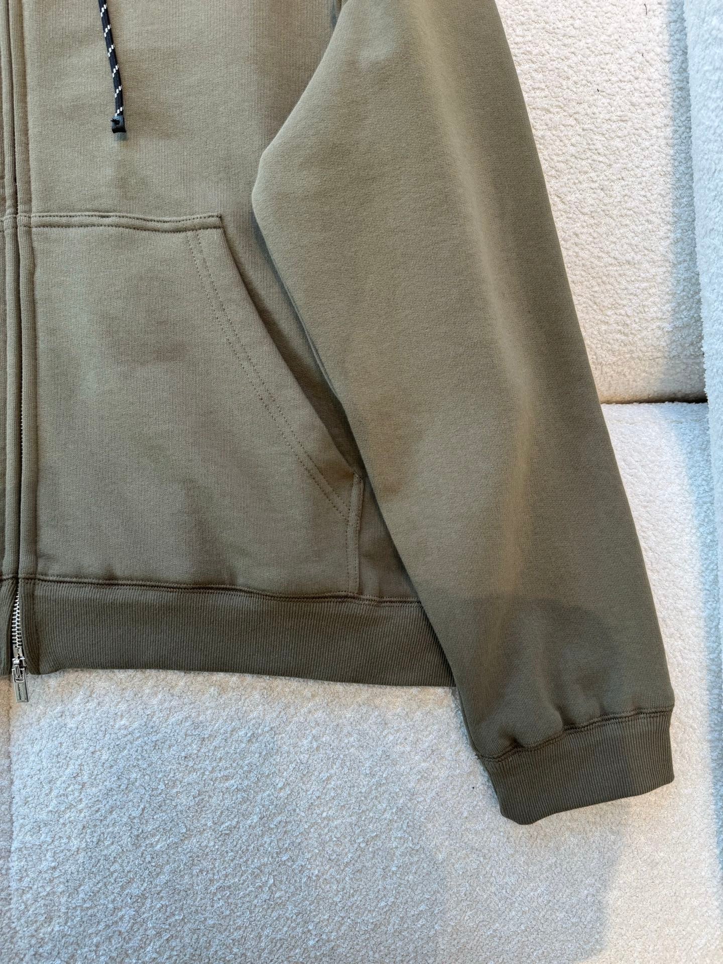 MIU M ZIP HOODIE