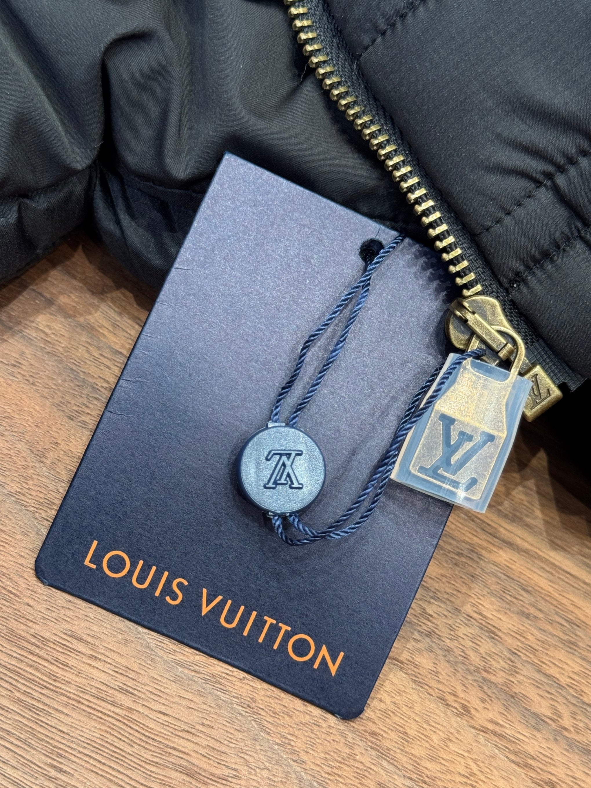 LOU JACKET