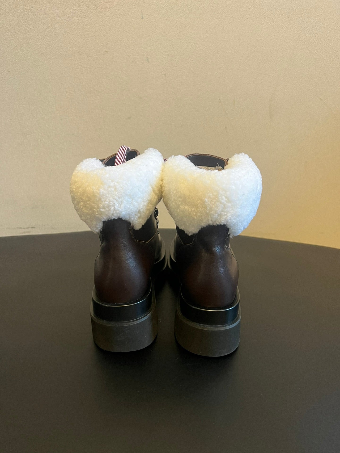 BOTT V BOOTS