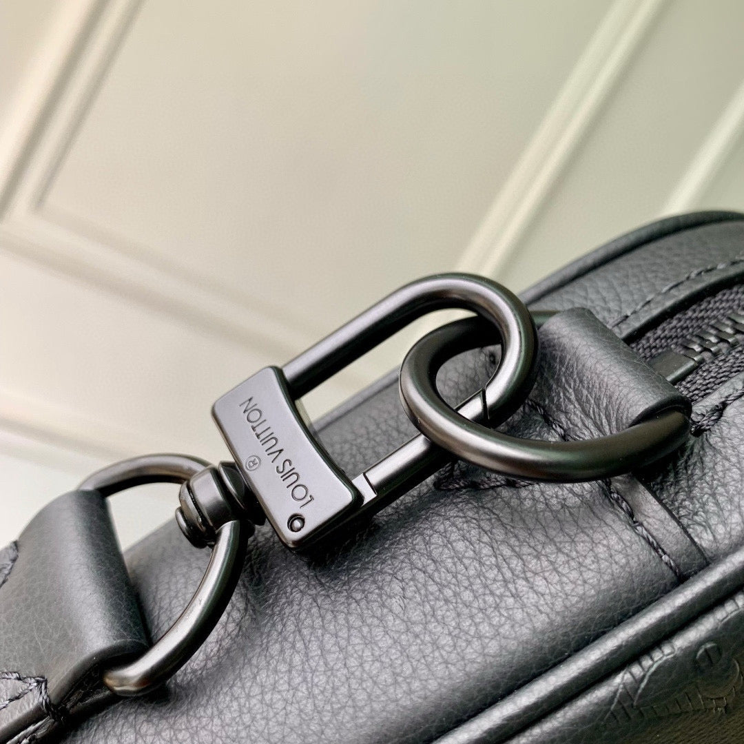 LOU TRIO MESSENGER BAG