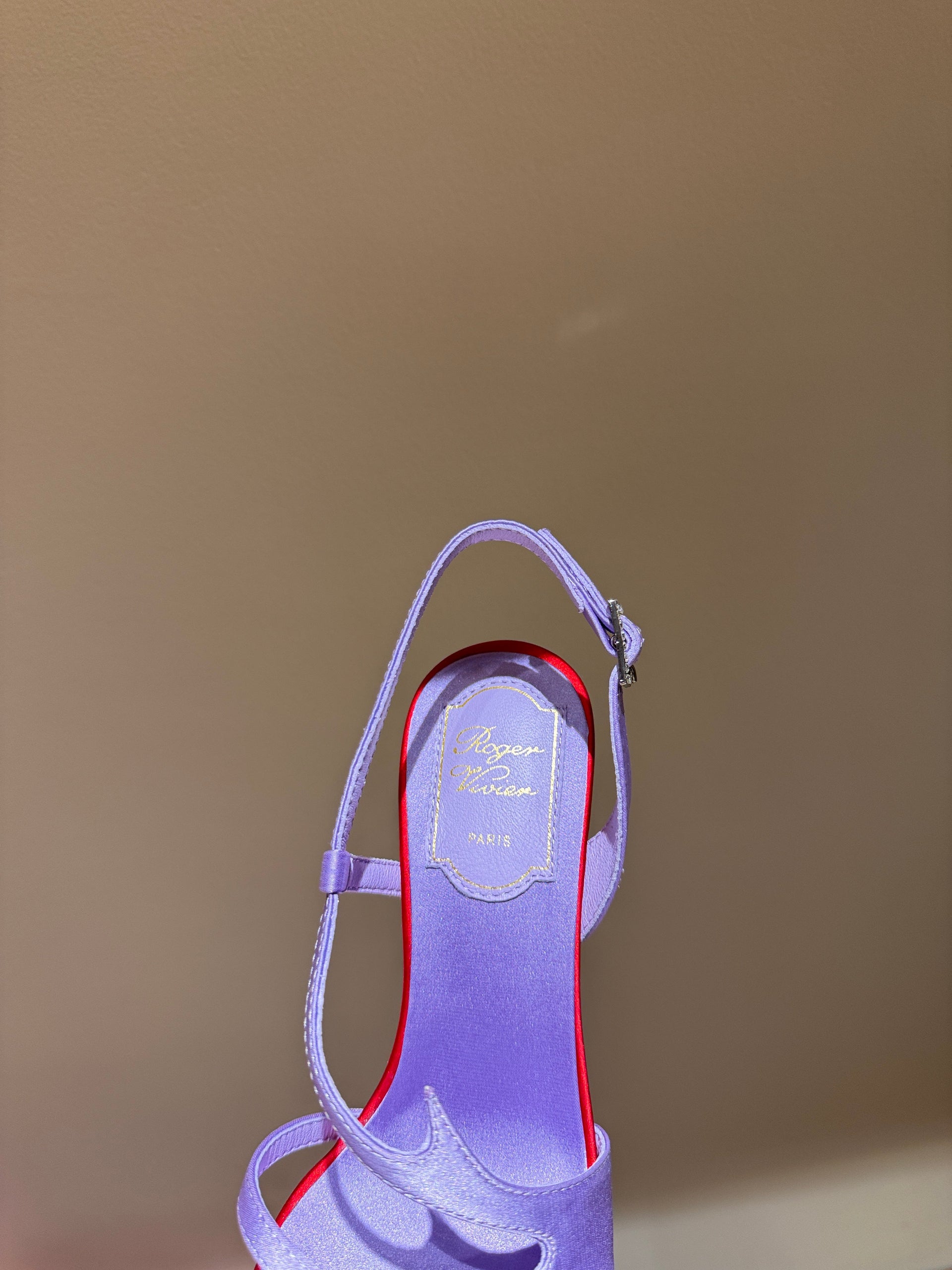 ROGER V HEELS