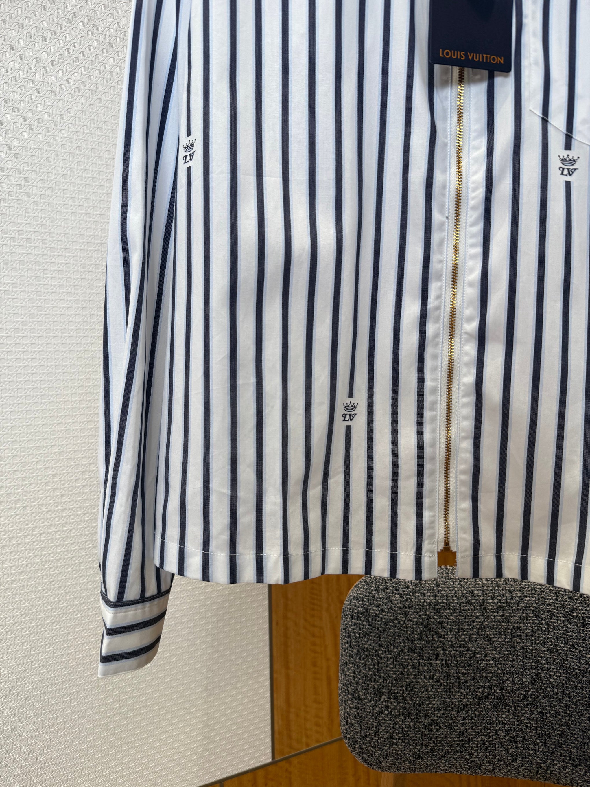 LOU SHIRT
