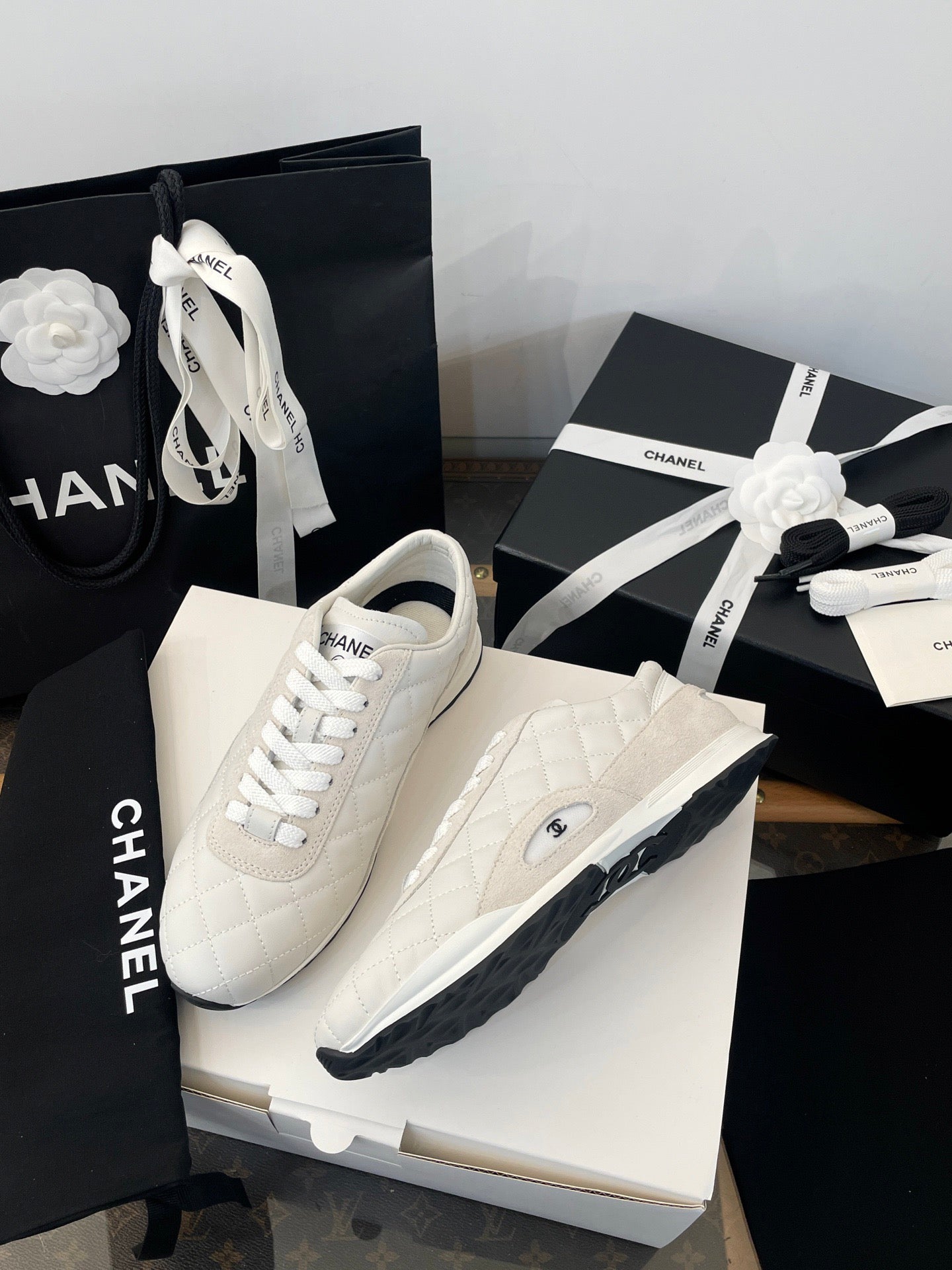 CC SNEAKER