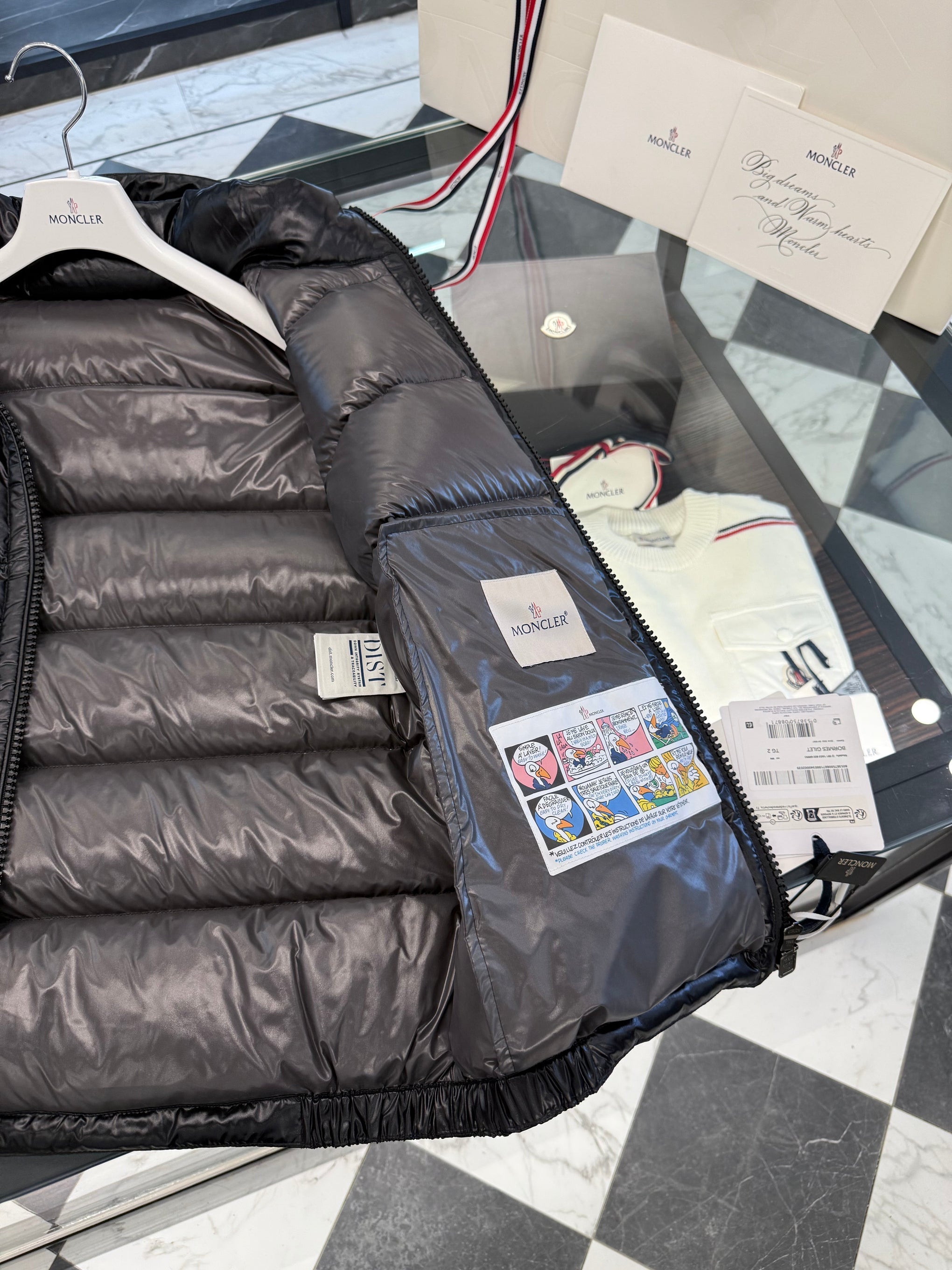 MONC BORMES VEST