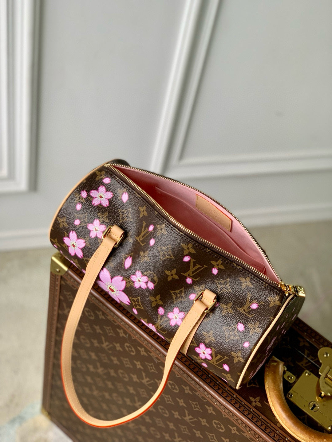 LOU x MURAKAMI PAPILON BAG