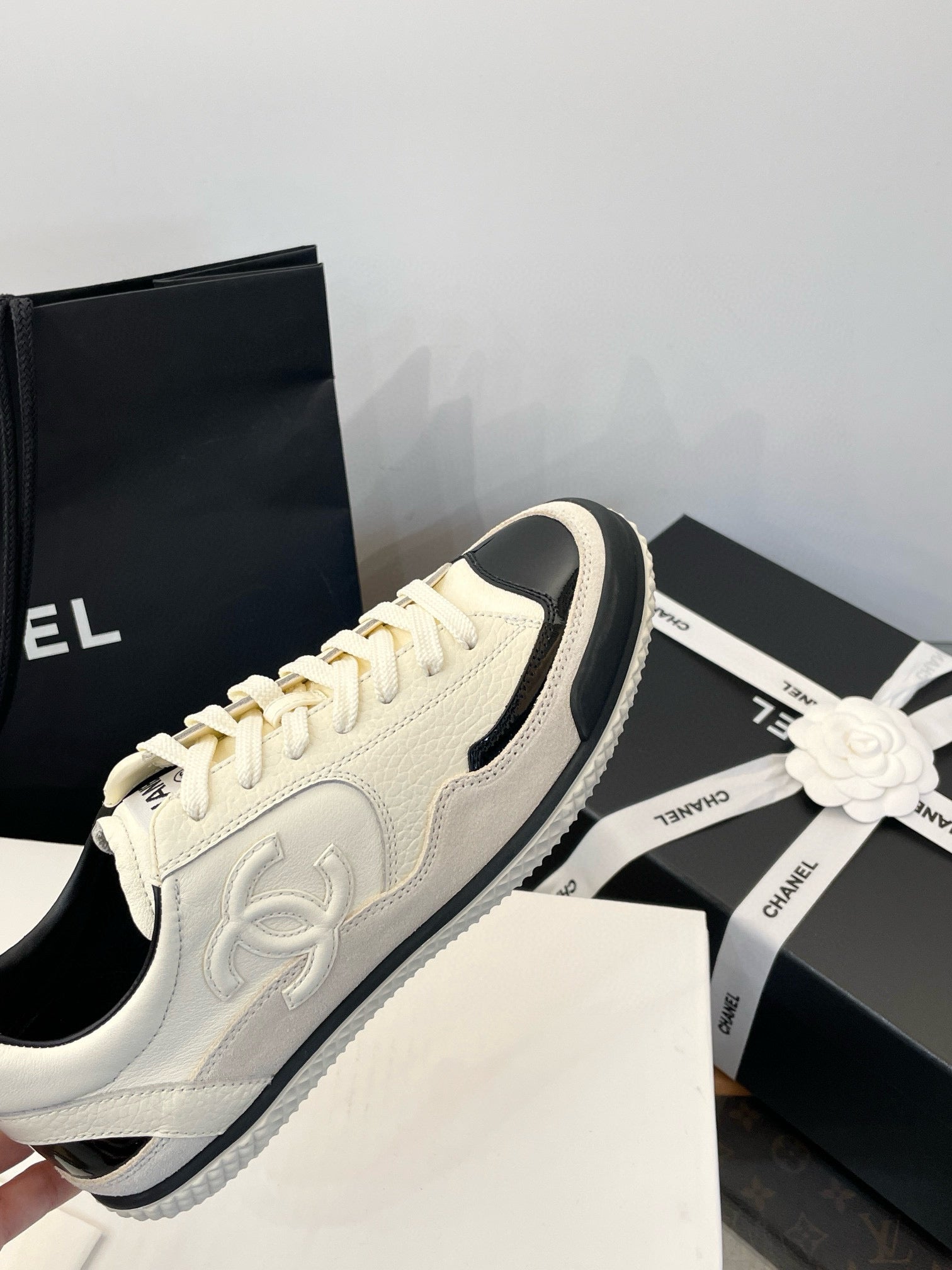CC SNEAKER