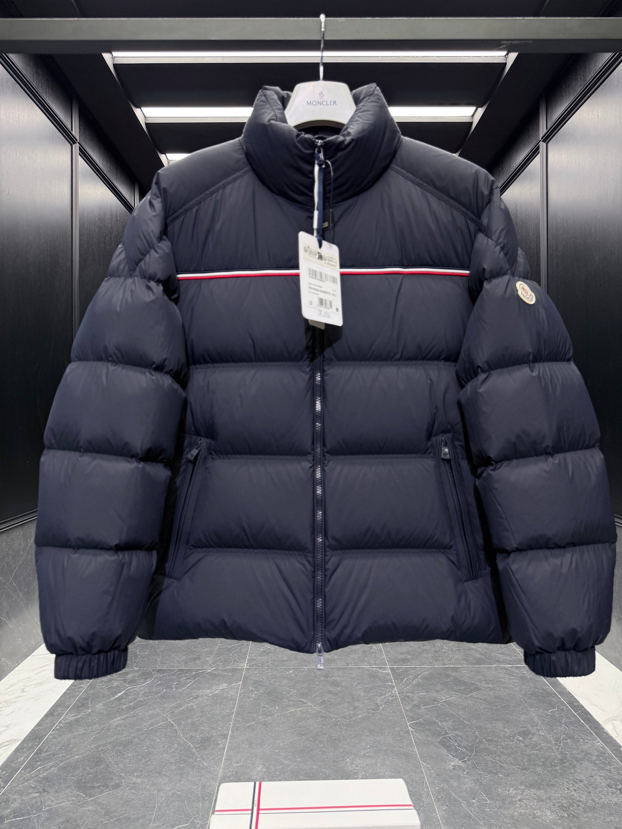 MONC BOUVAQUE JACKET
