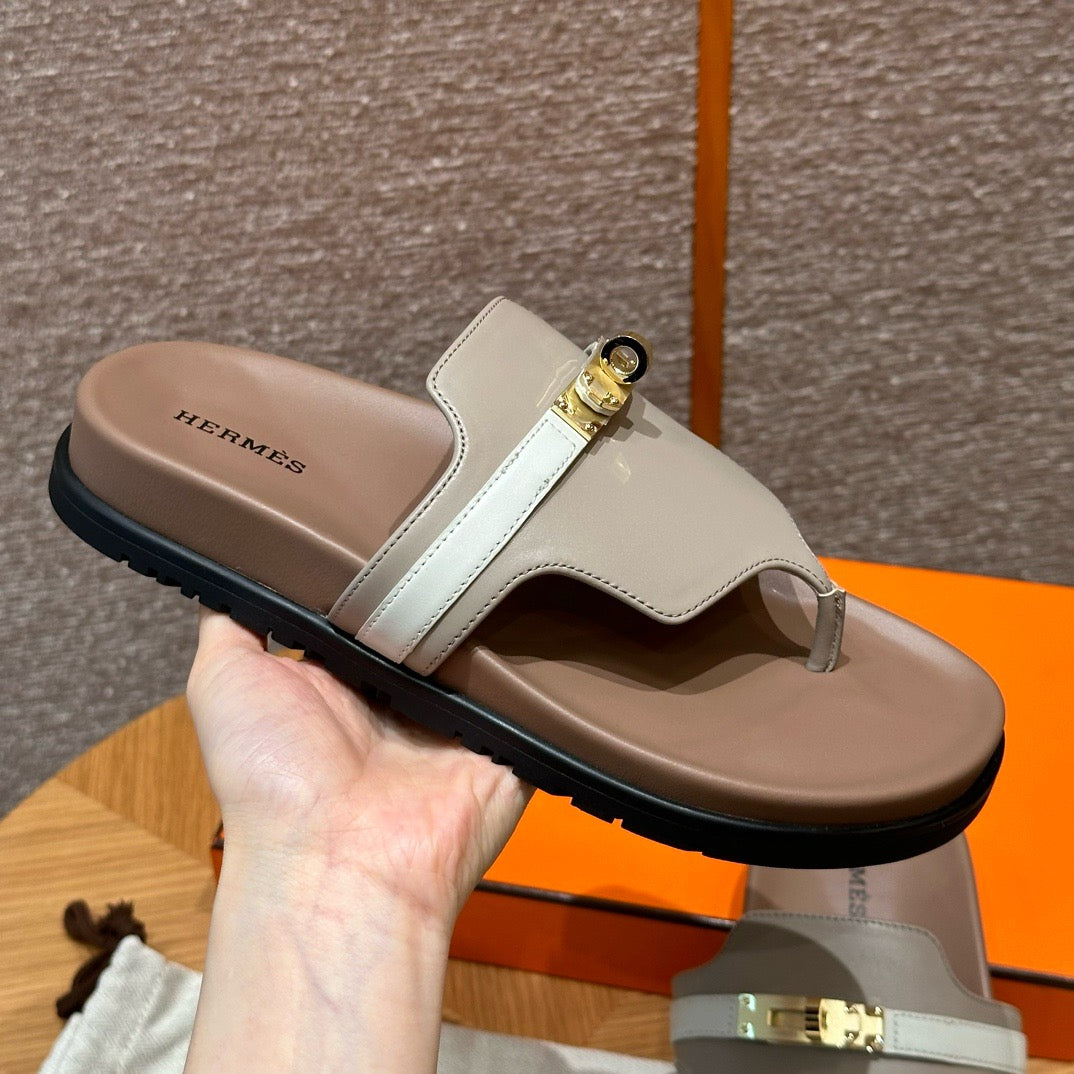 HERM EMPIRE SANDALS