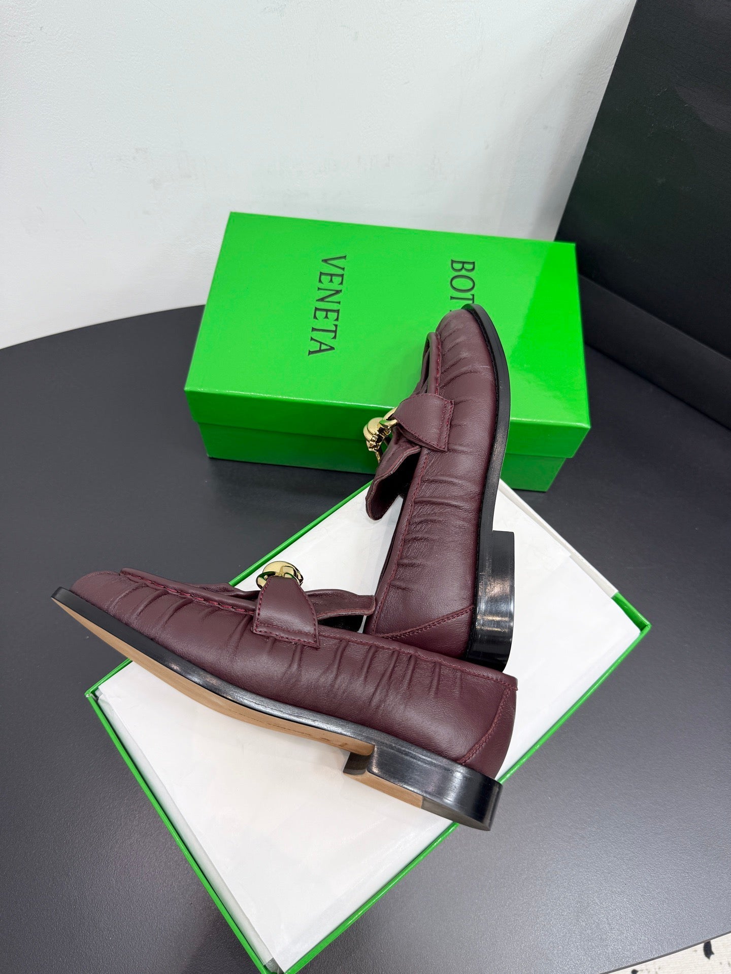 BOTT V LOAFERS