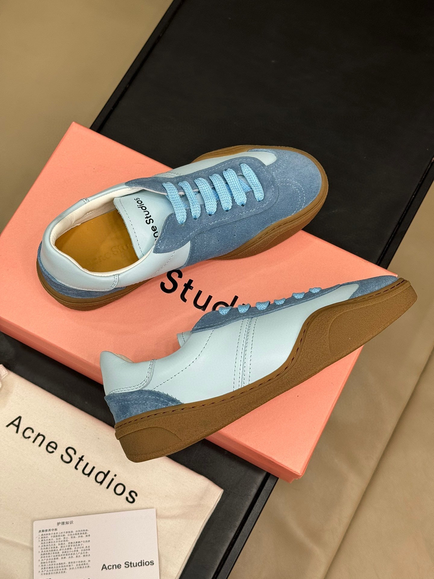 ACNE TRAINERS